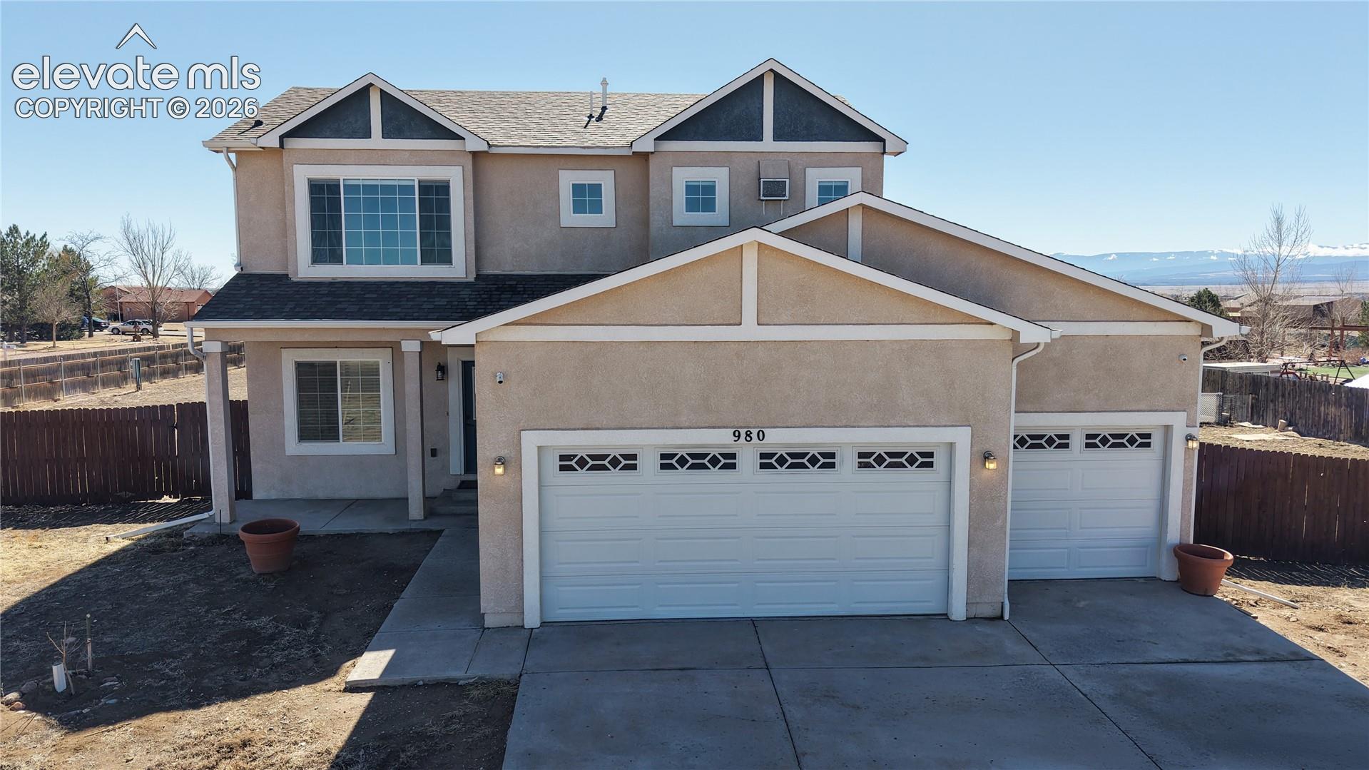 980 El Nido Drive