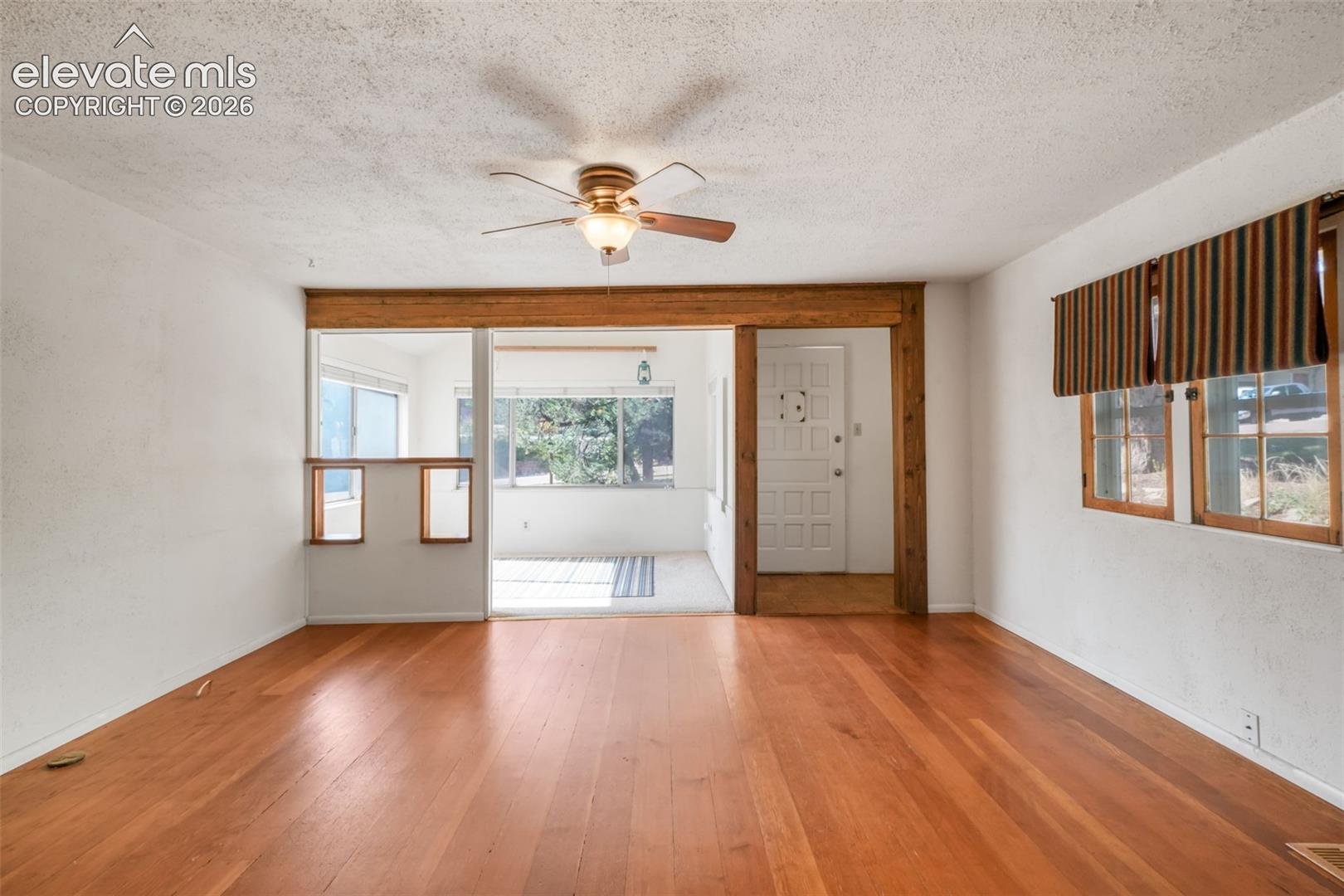 Listing photo 18 for 3326 W Kiowa Street