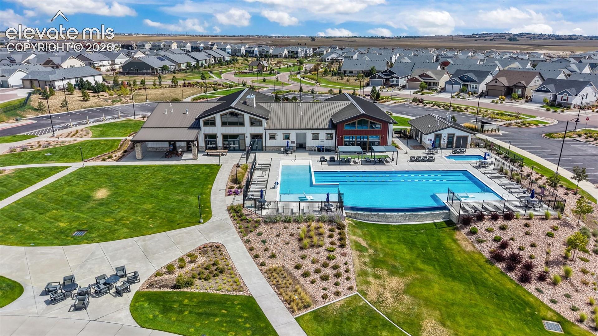 Listing photo 32 for 6055 Bennach Grove