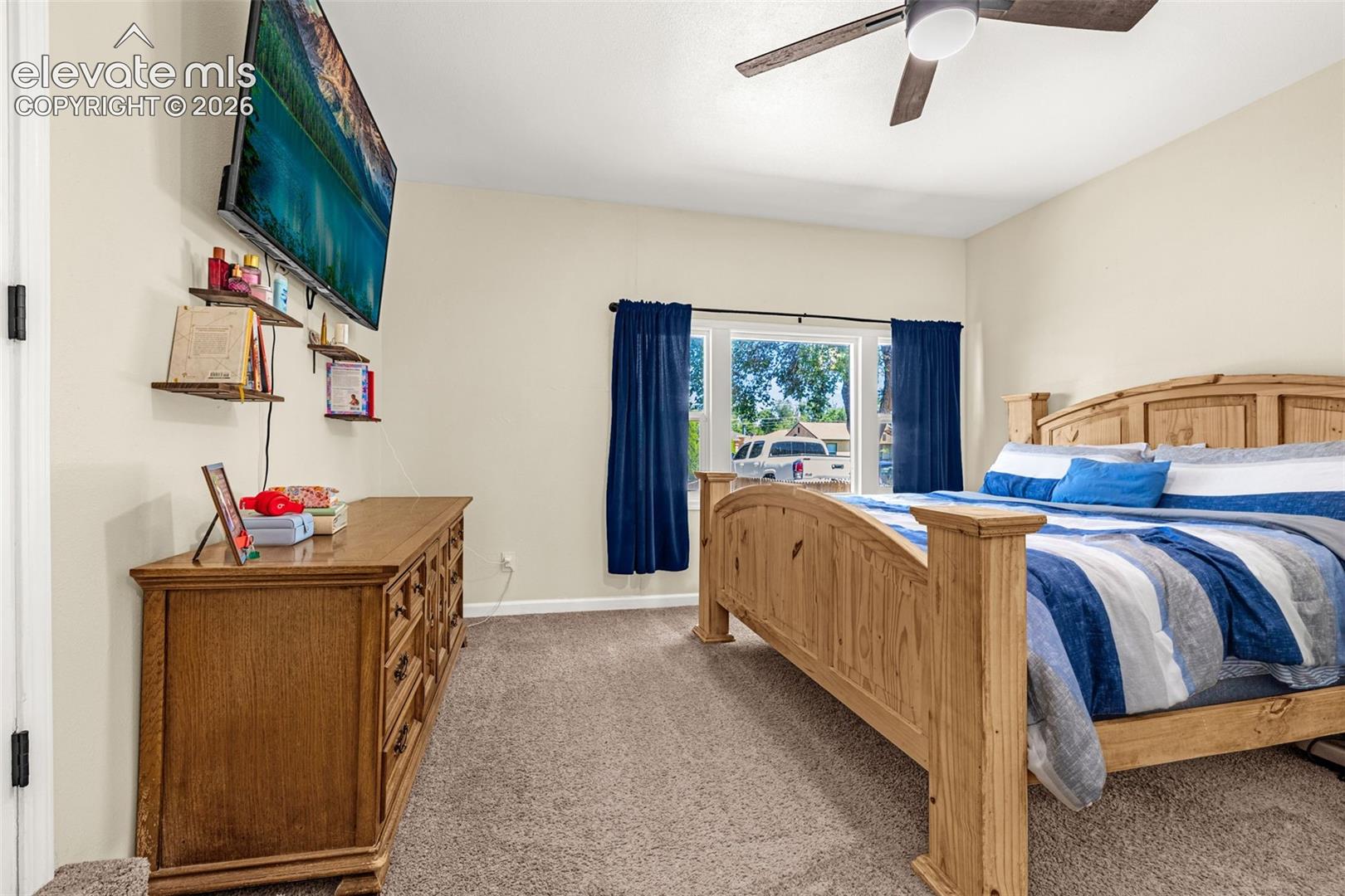 Listing photo 16 for 3023 2nd Avenue