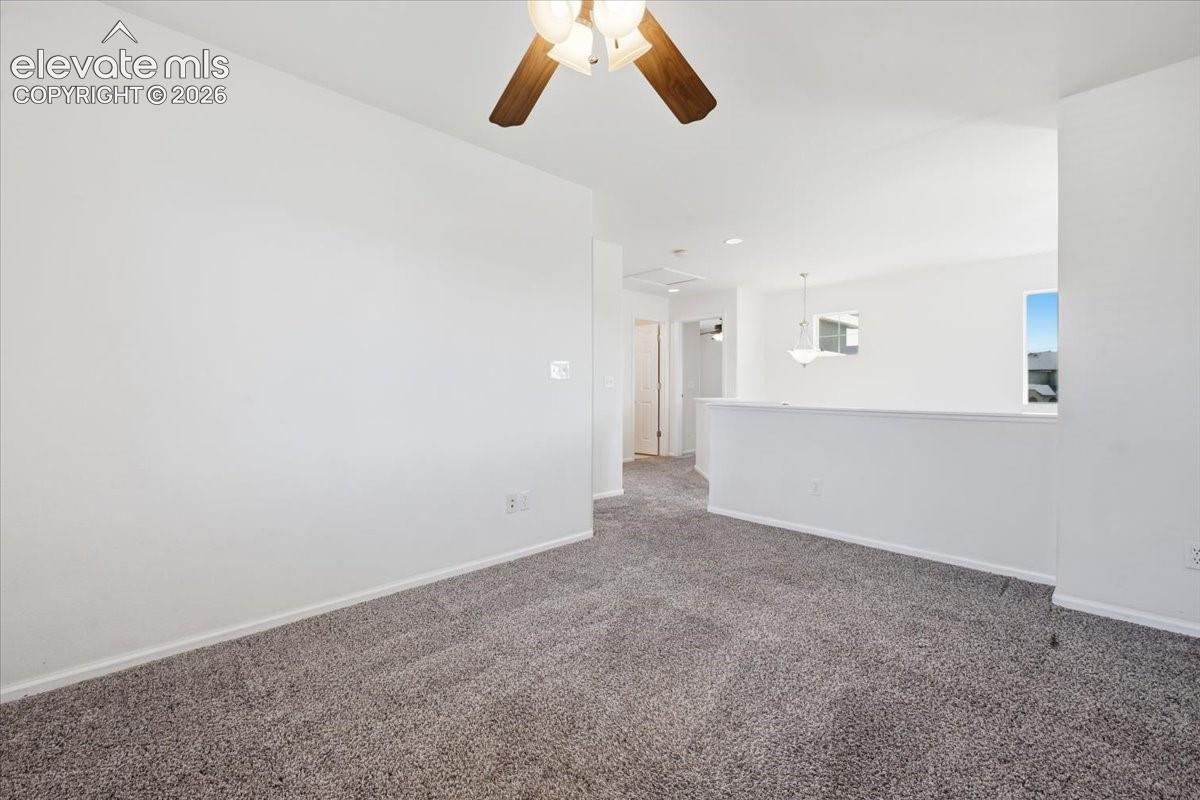 Listing photo 18 for 17612 Quarry Way
