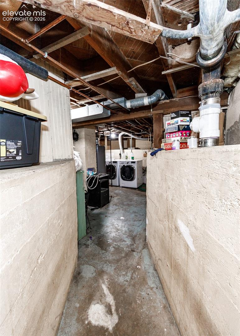 Listing photo 28 for 2035 Pine Street