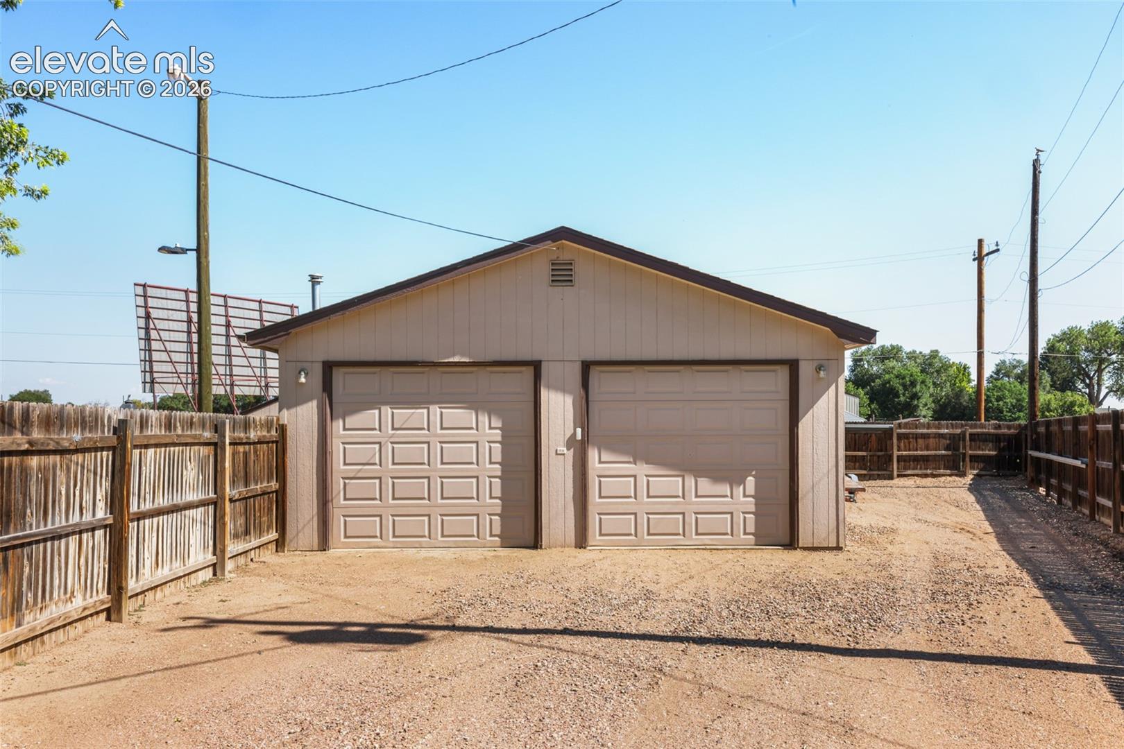 Listing photo 43 for 2021 Zinno Boulevard