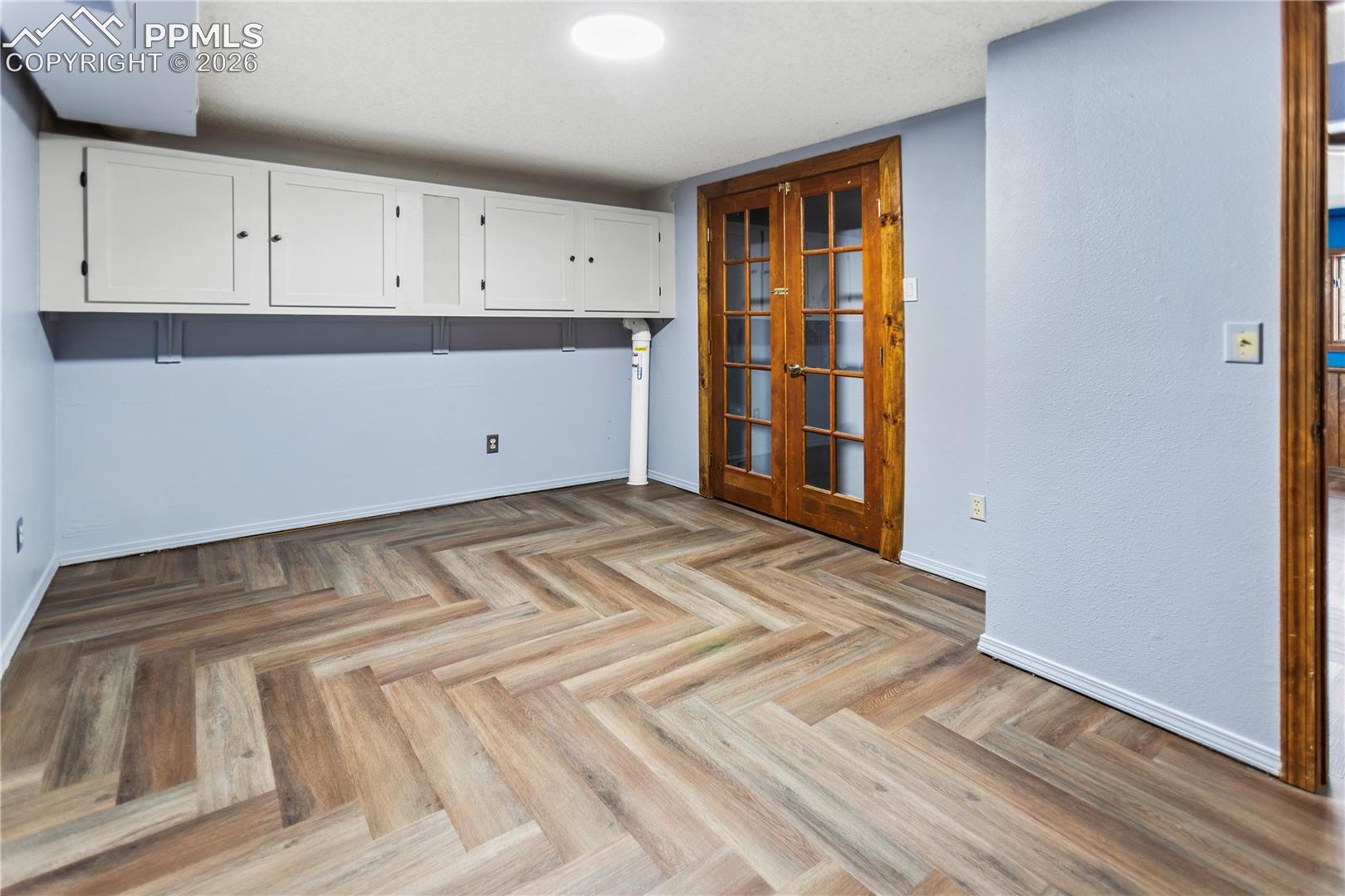 Listing photo 34 for 1129 Forest Hill Road