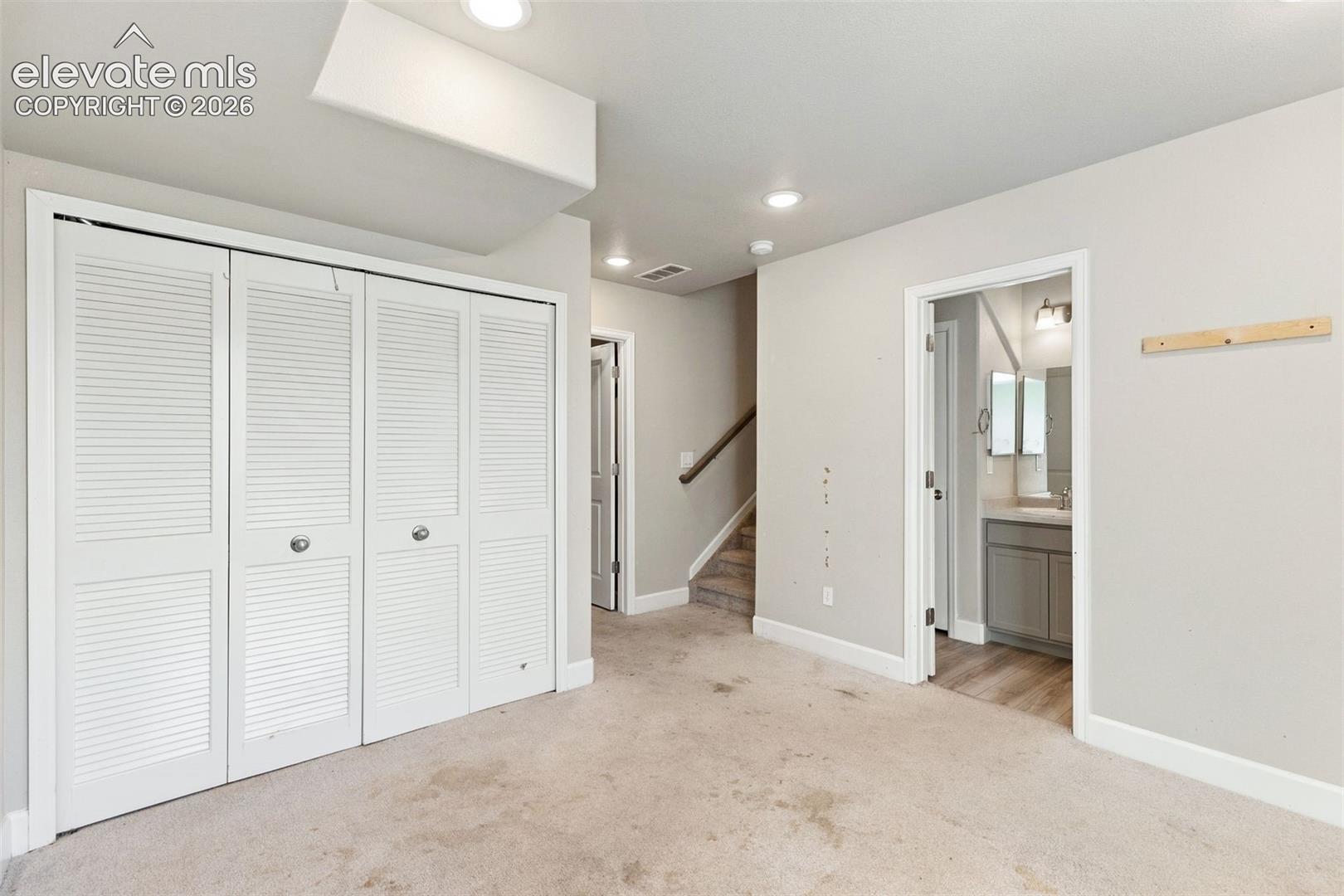 Listing photo 21 for 10621 Castor Drive