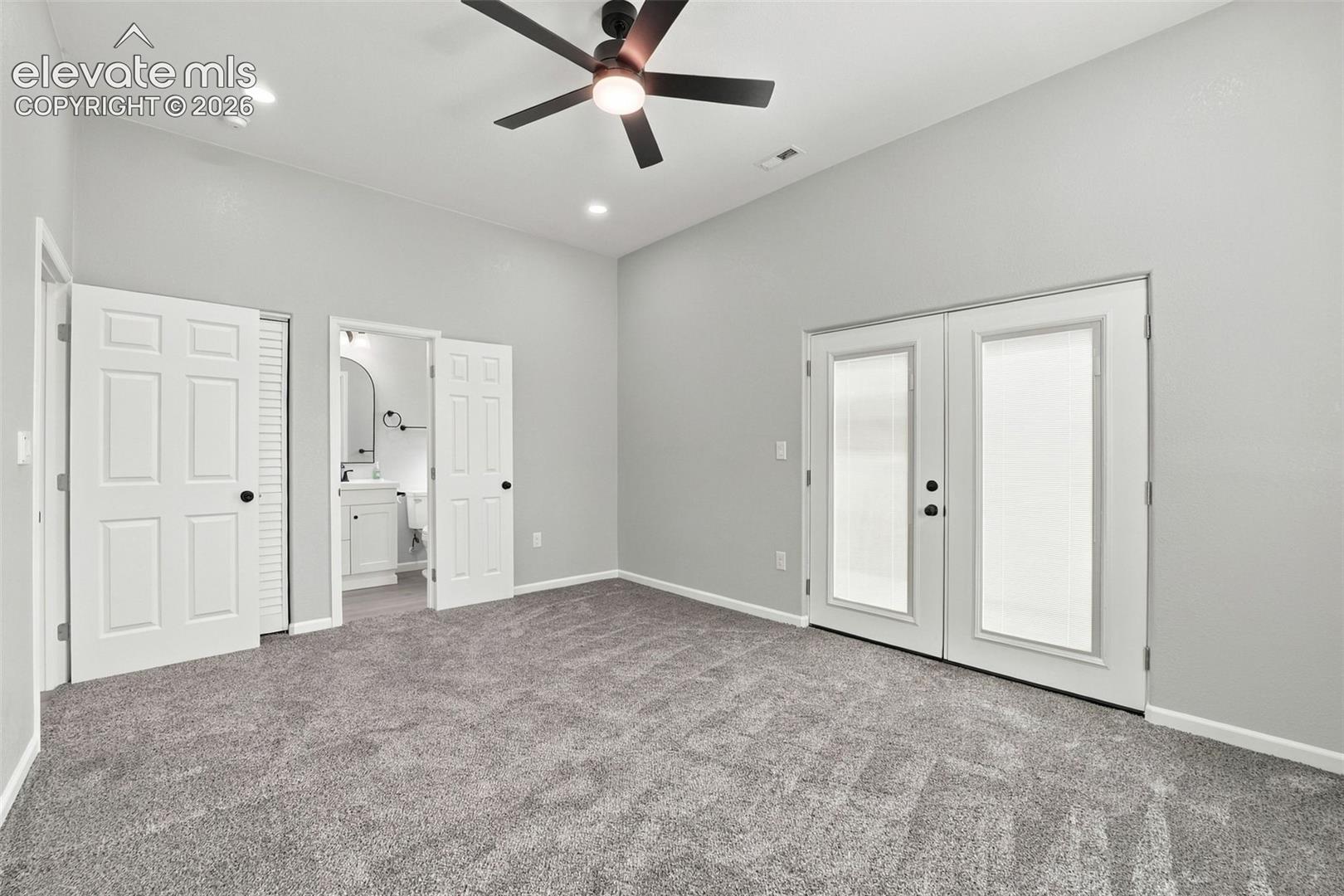 Listing photo 10 for 2200 Lewis Avenue