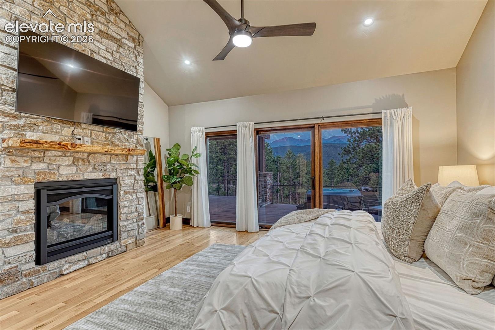 2751 Mountain Glen Court, photo 5