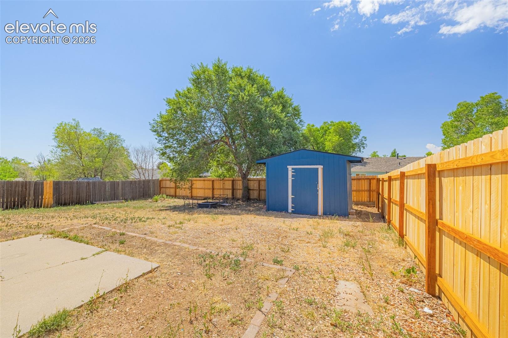 Listing photo 23 for 6805 Parkridge Court