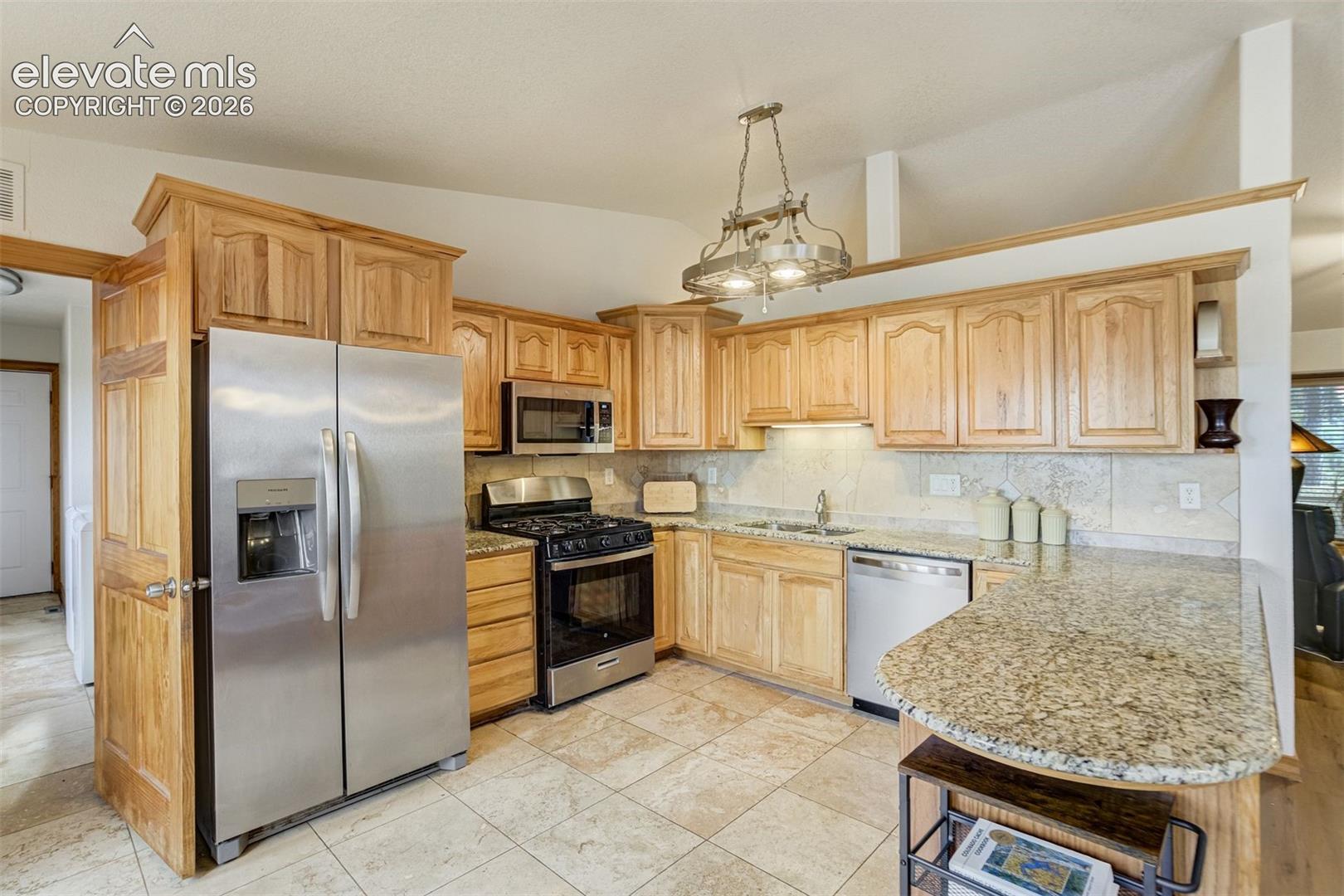 Listing photo 17 for 6285 Vessey Road