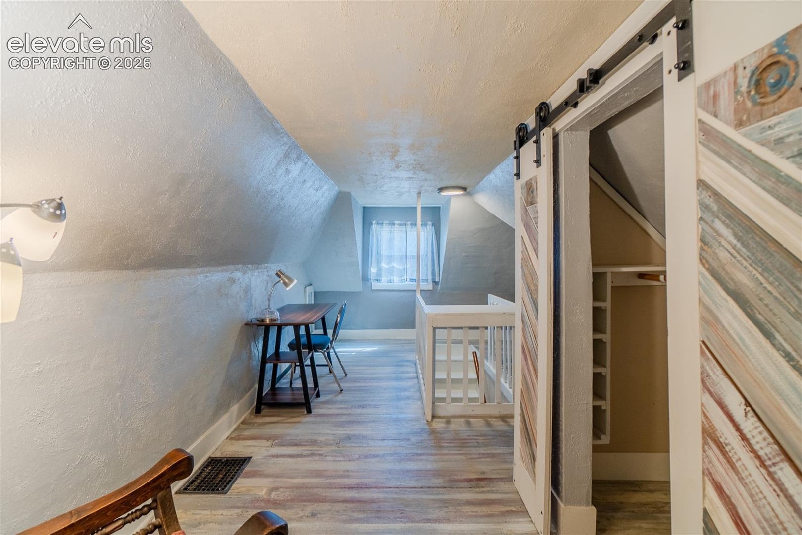 Listing photo 30 for 2701 Wood Avenue