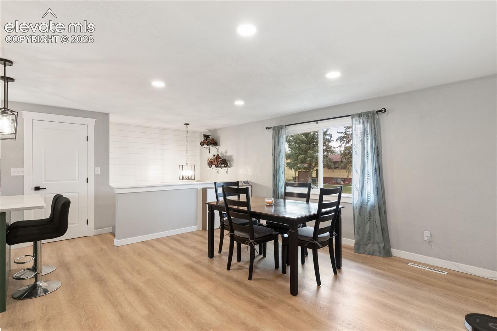 Listing photo 12 for 1596 Prado Drive