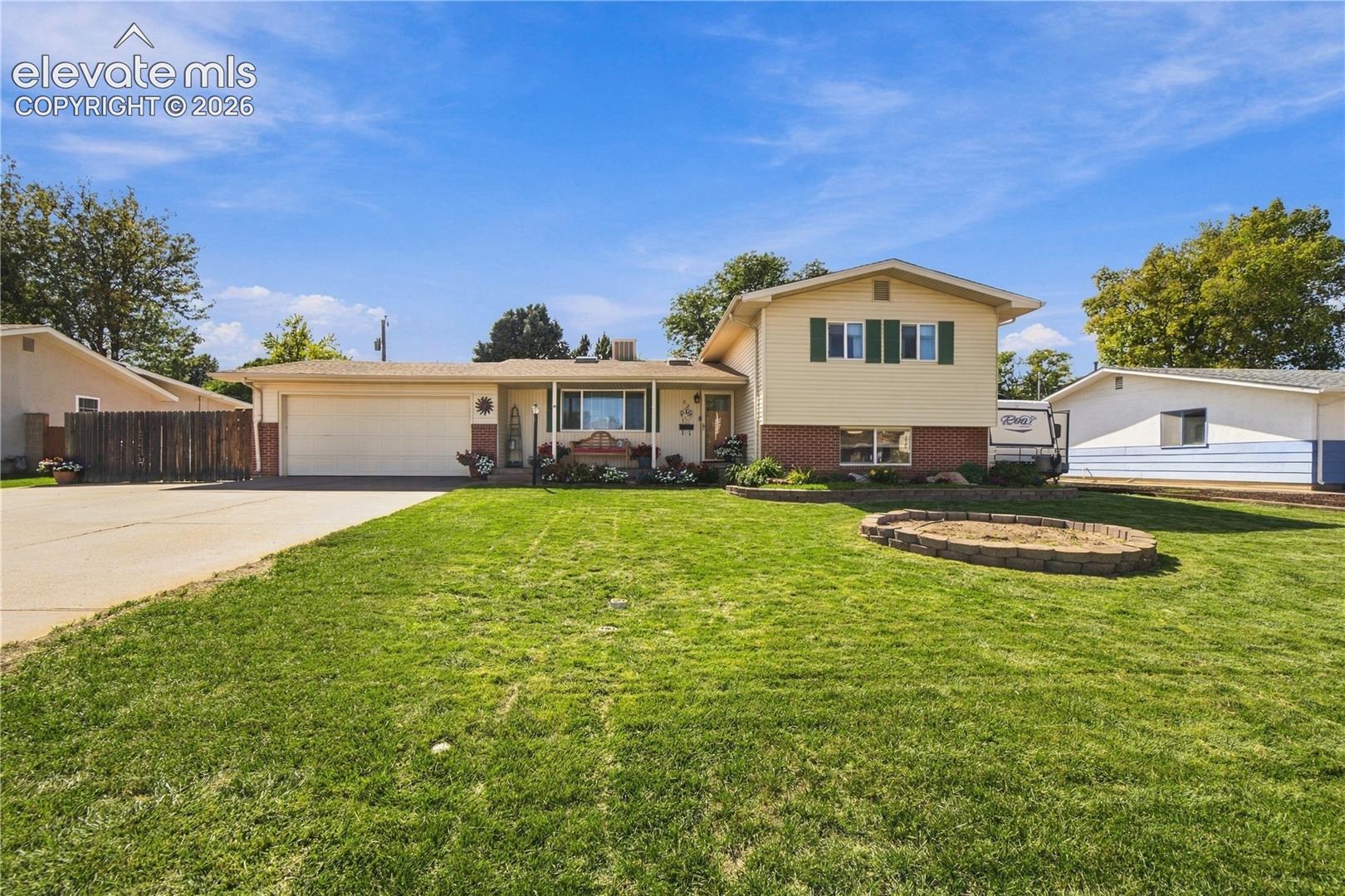 Listing photo 36 for 82 Amherst Avenue