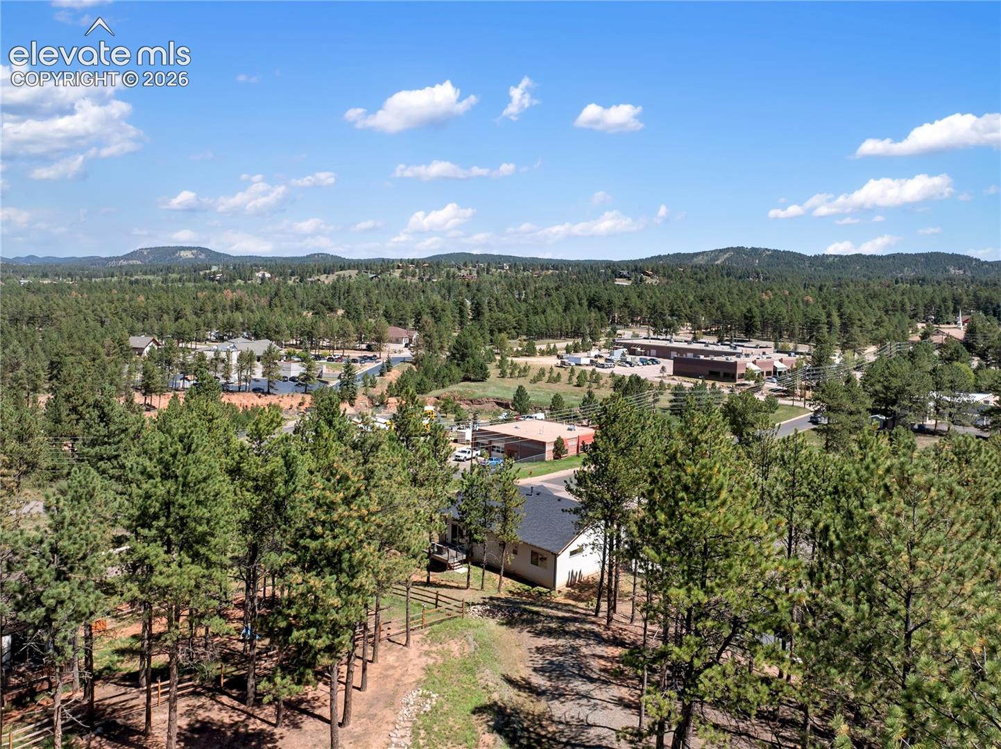Listing photo 47 for 1382 Ridgestone Drive