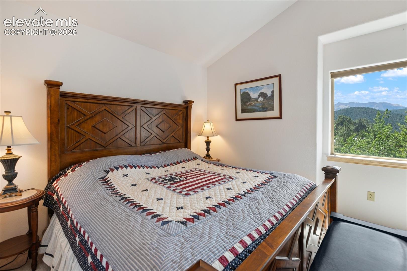 Listing photo 18 for 625 Sun Valley Drive