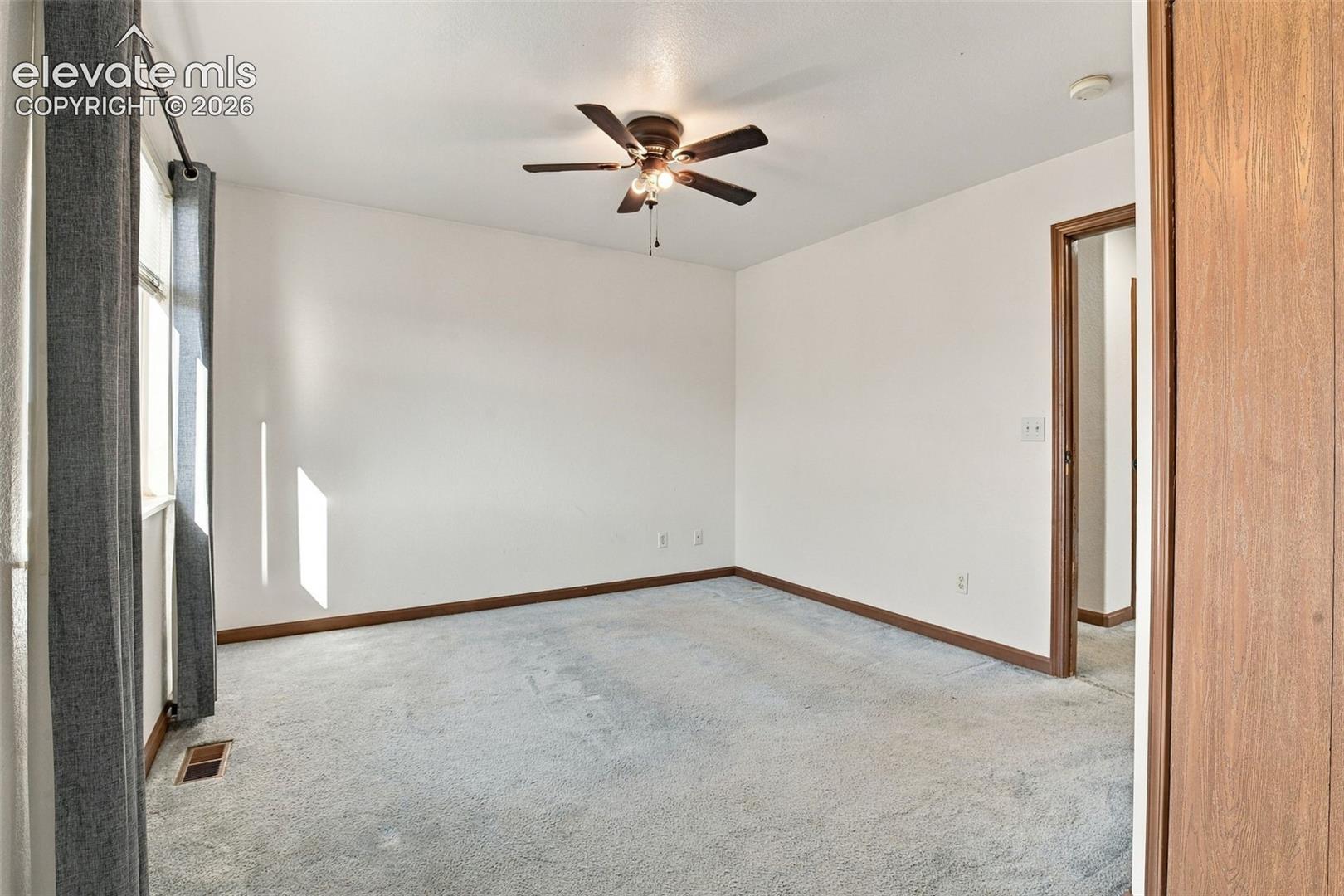 Listing photo 32 for 1040 Red Brooke Drive