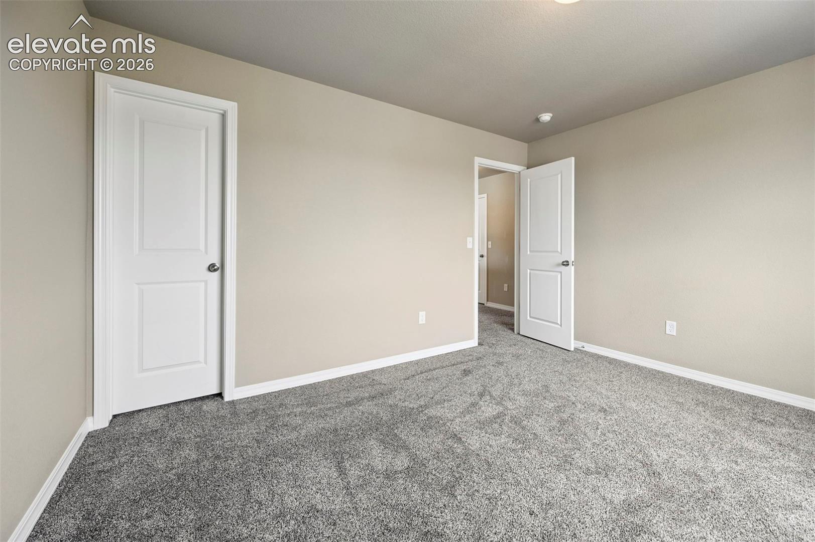 6007 Wendy Stream Way, photo 35