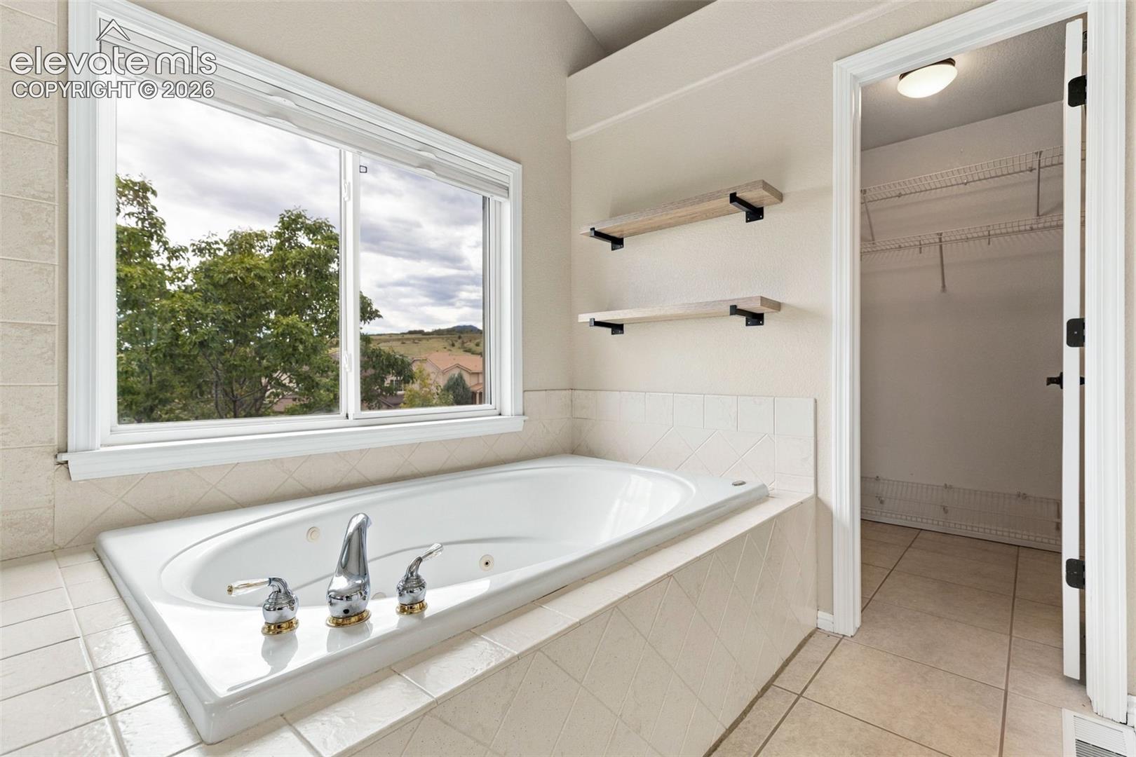 5424 Campglen Drive, photo 22