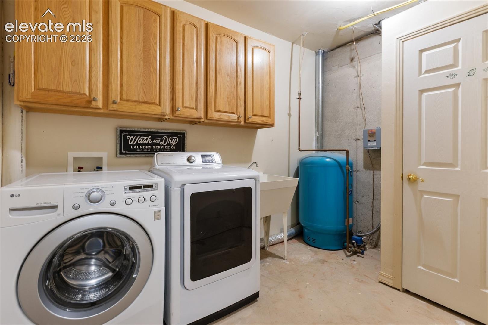 Listing photo 34 for 516 Saguache Drive
