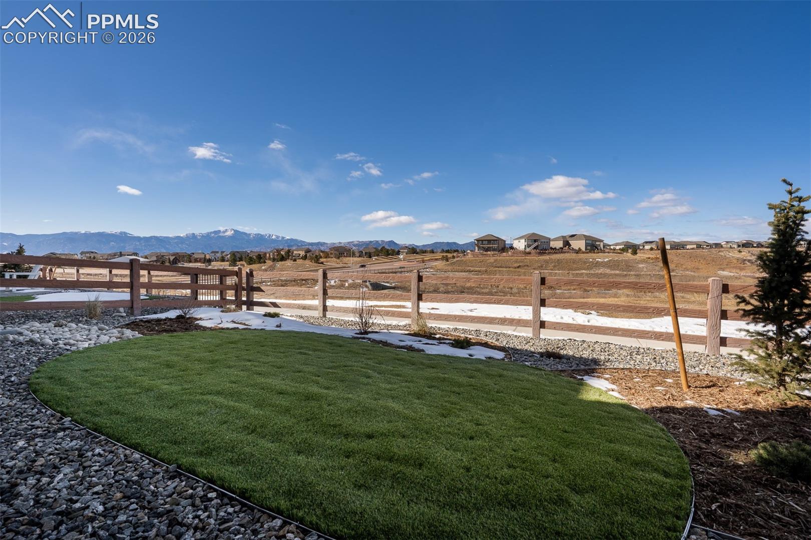 Listing photo 39 for 8850 Frolic View