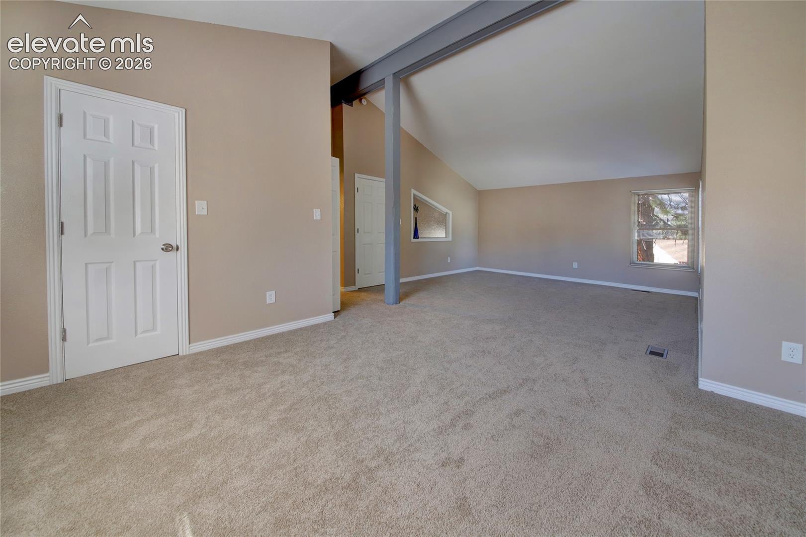 Listing photo 11 for 6425 Galway Drive