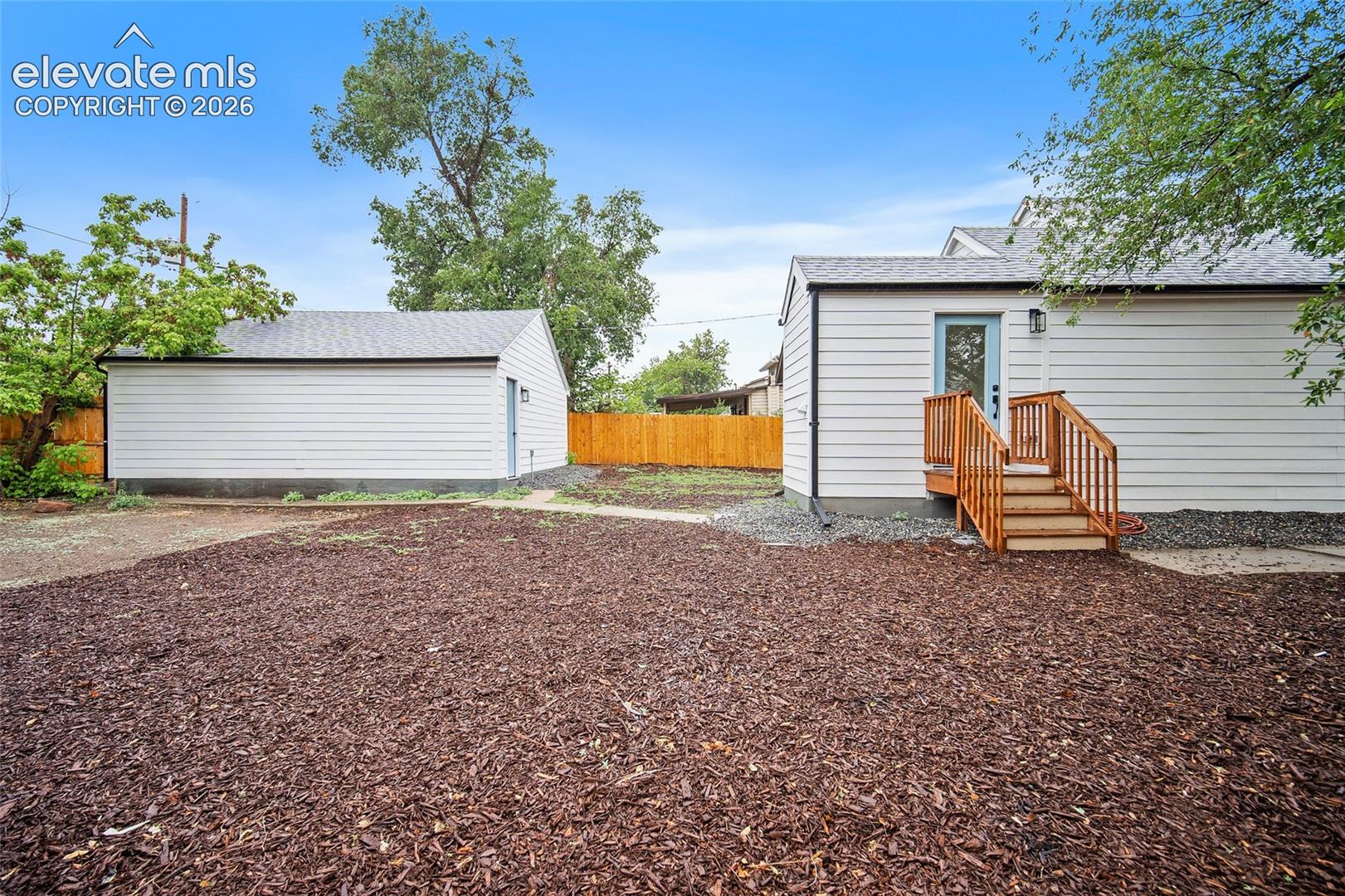 Listing photo 32 for 3630 W Walsh Place