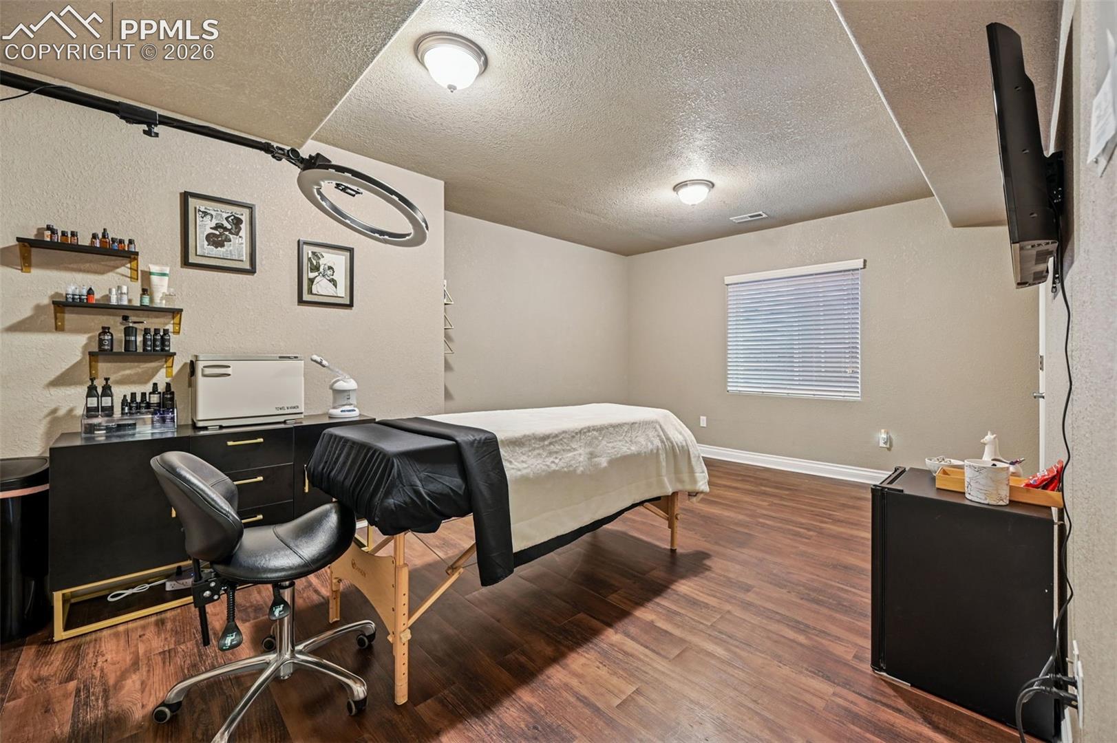 Listing photo 38 for 17861 Smelting Rock Drive