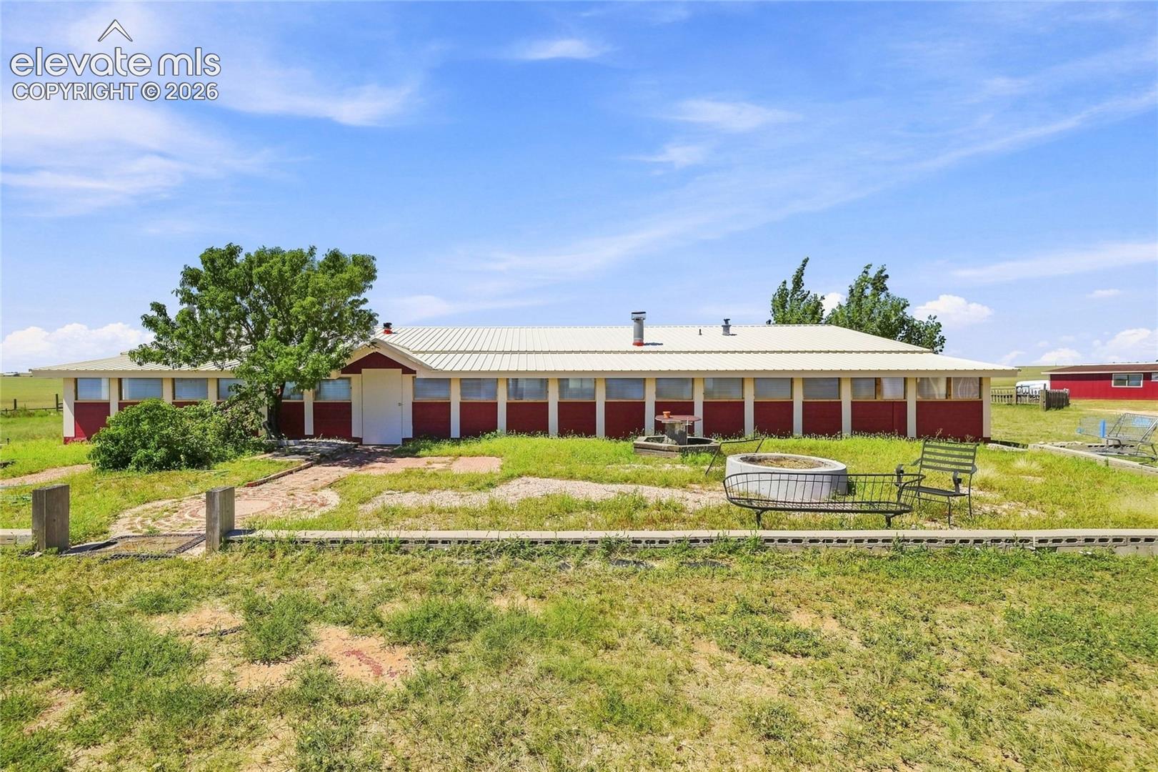 Listing photo 18 for 1497 County Road S