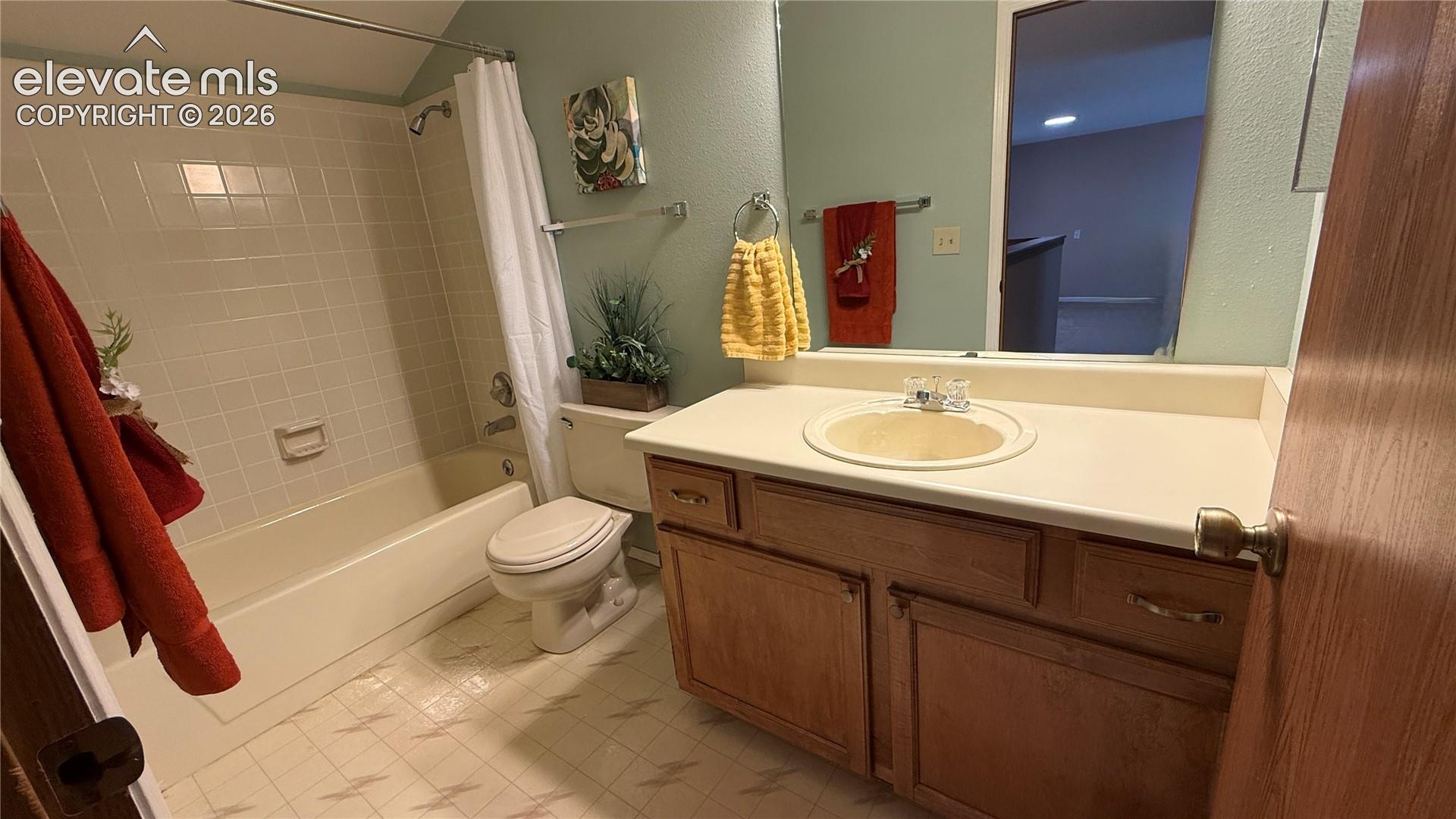 7578 Madrid Court, photo 15