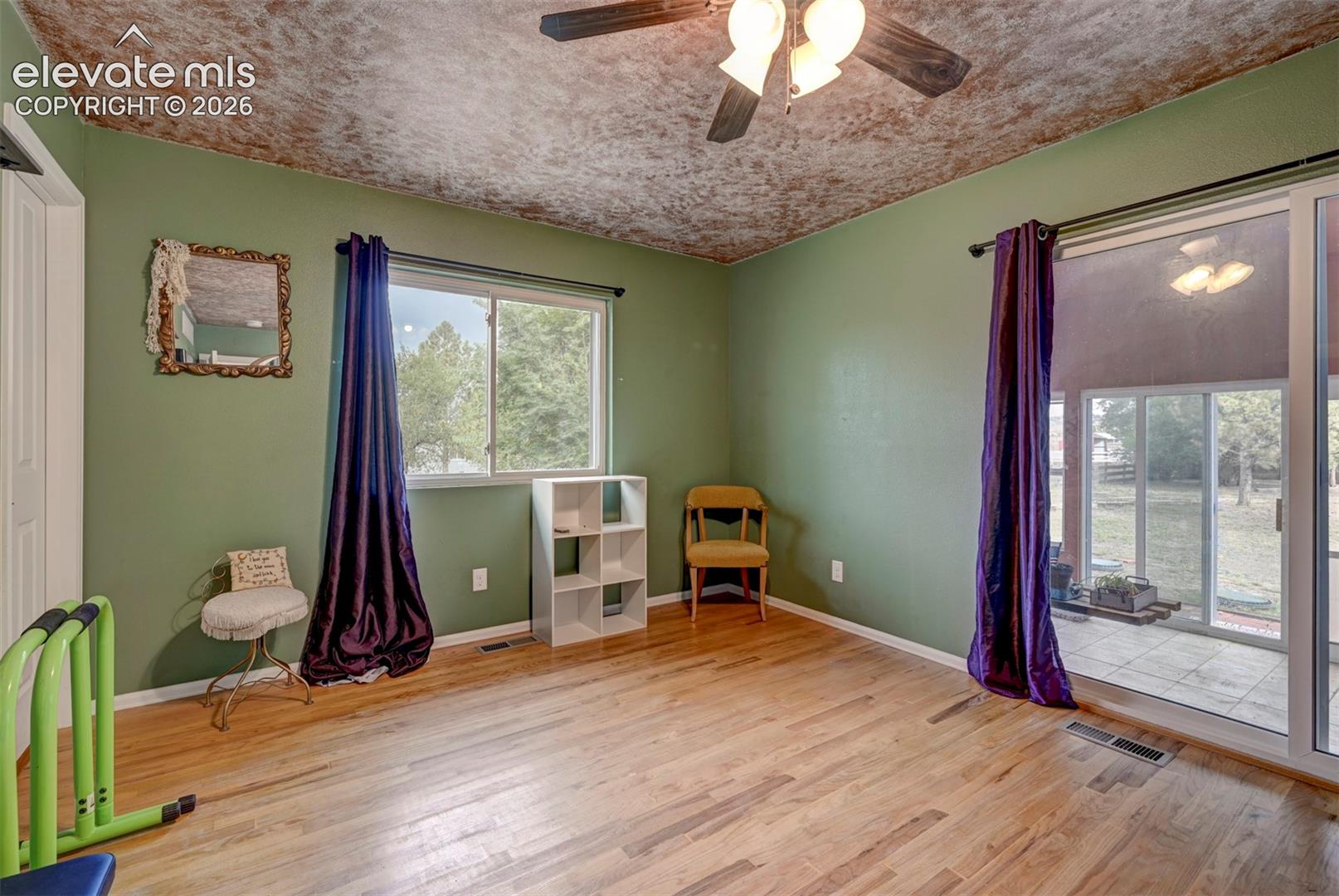 Listing photo 27 for 8170 Valli-Farm Road