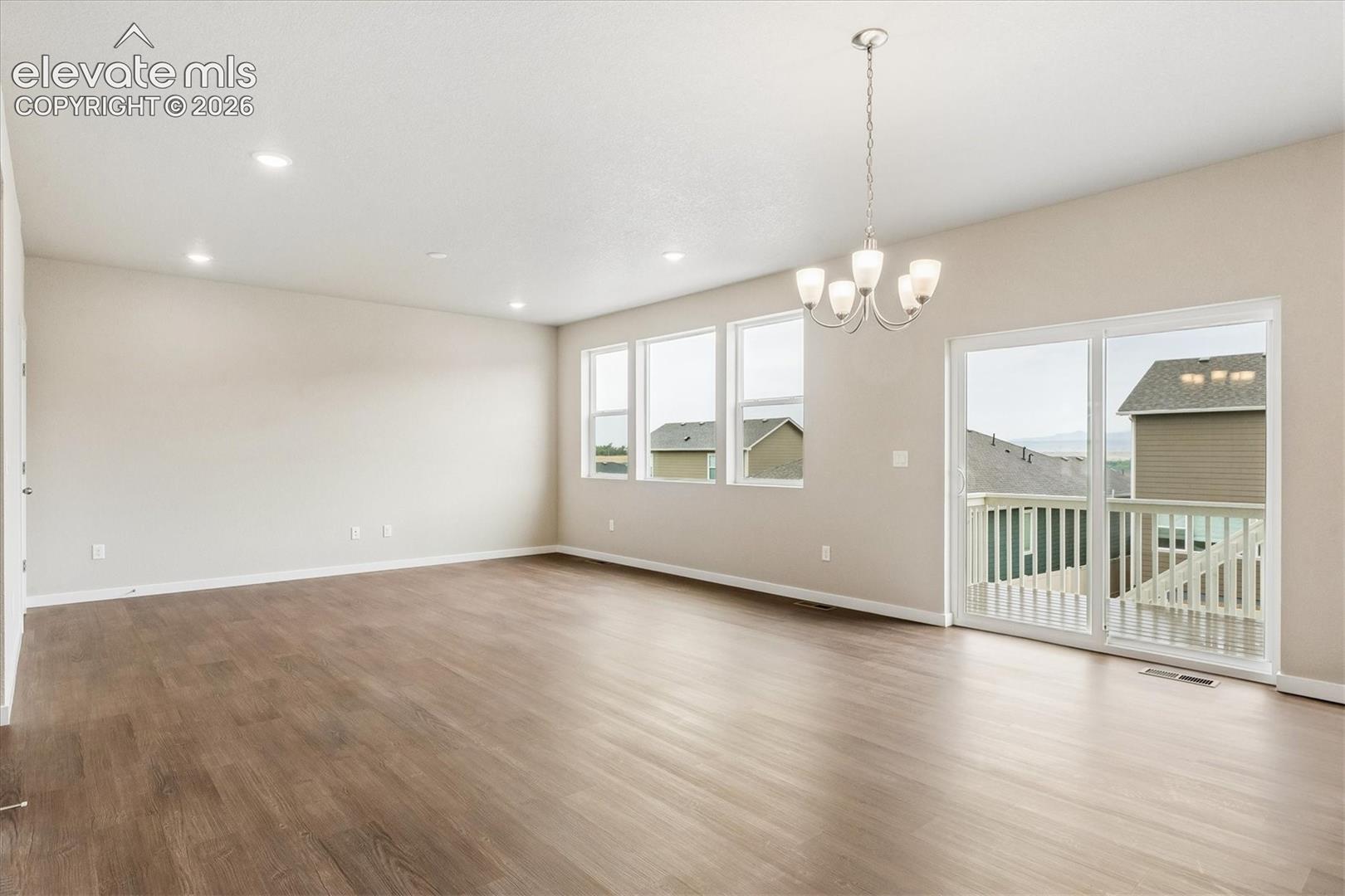 Listing photo 8 for 9708 Blaurock Drive