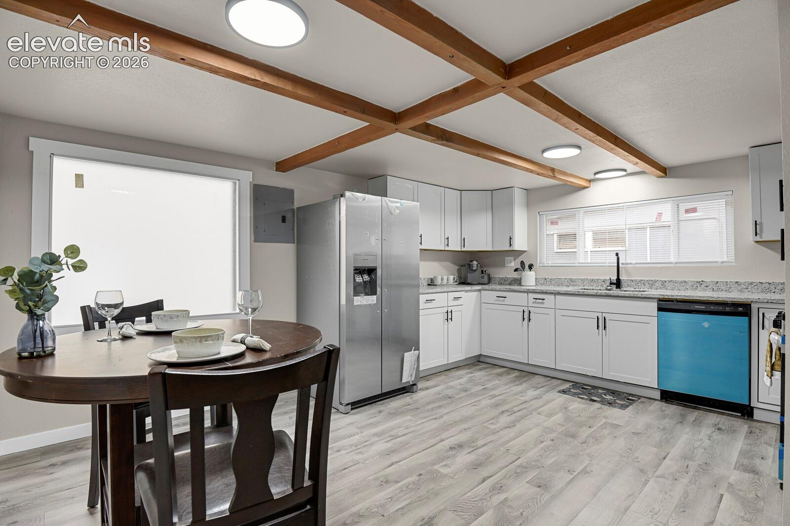 Listing photo 18 for 2614 Gunnison Street