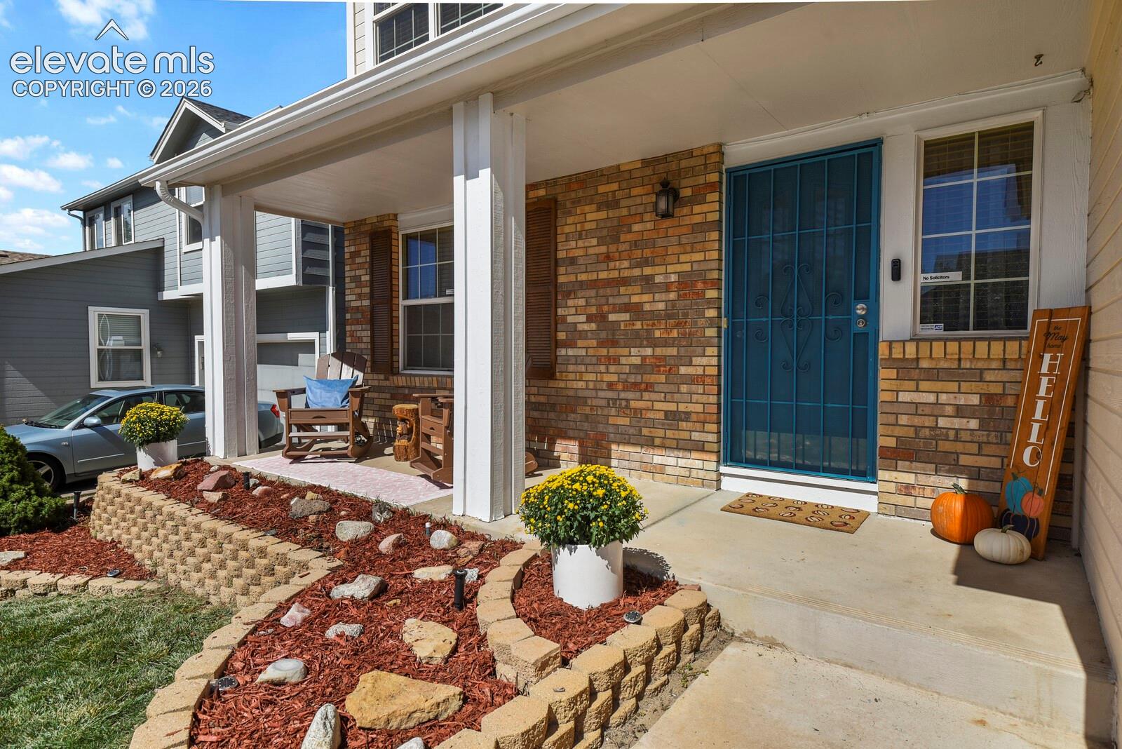 Listing photo 3 for 4912 Chariot Drive