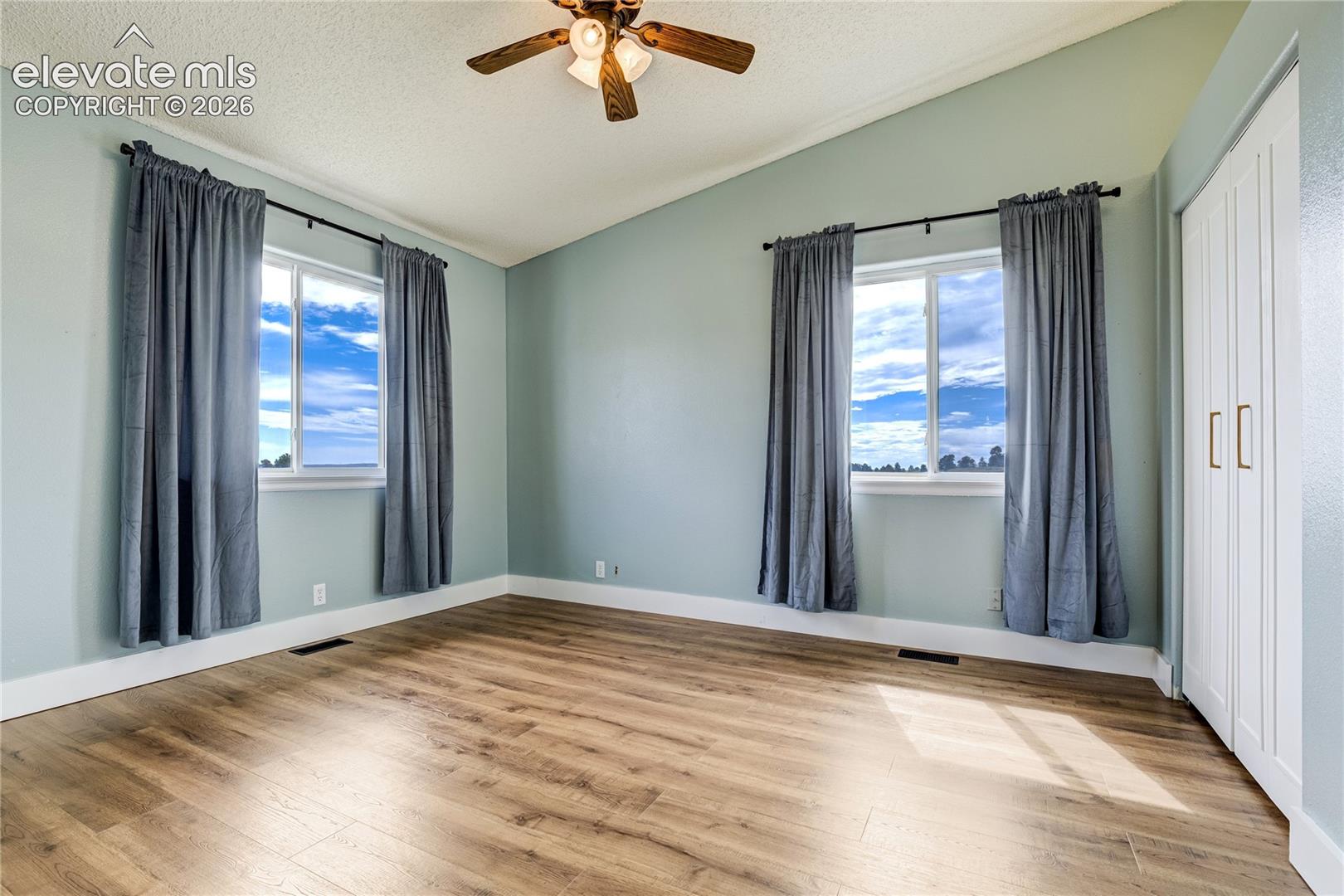 Listing photo 25 for 17650 Fremont Fort Drive