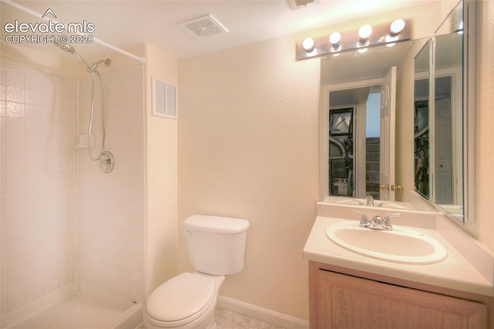 Listing photo 22 for 4820 Pathfinder Drive