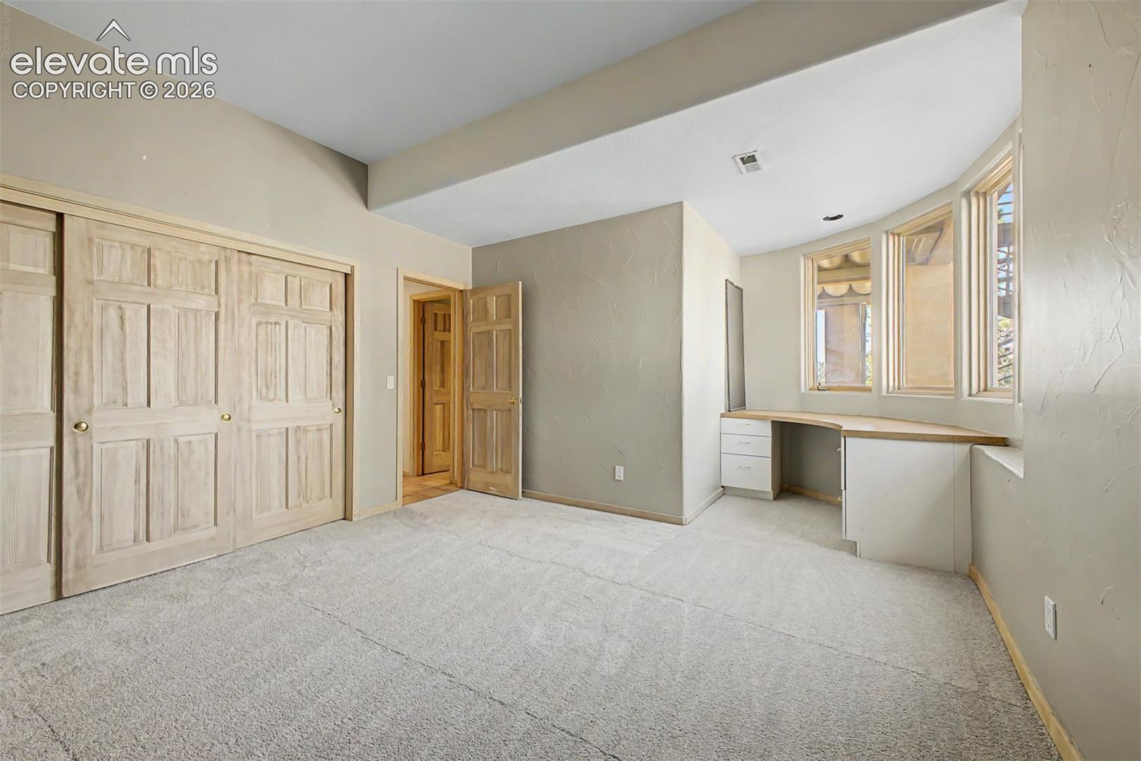 Listing photo 33 for 935 Castle Ridge Road