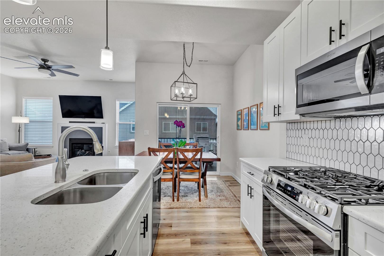 Listing photo 10 for 5675 Villa Lorenzo Drive