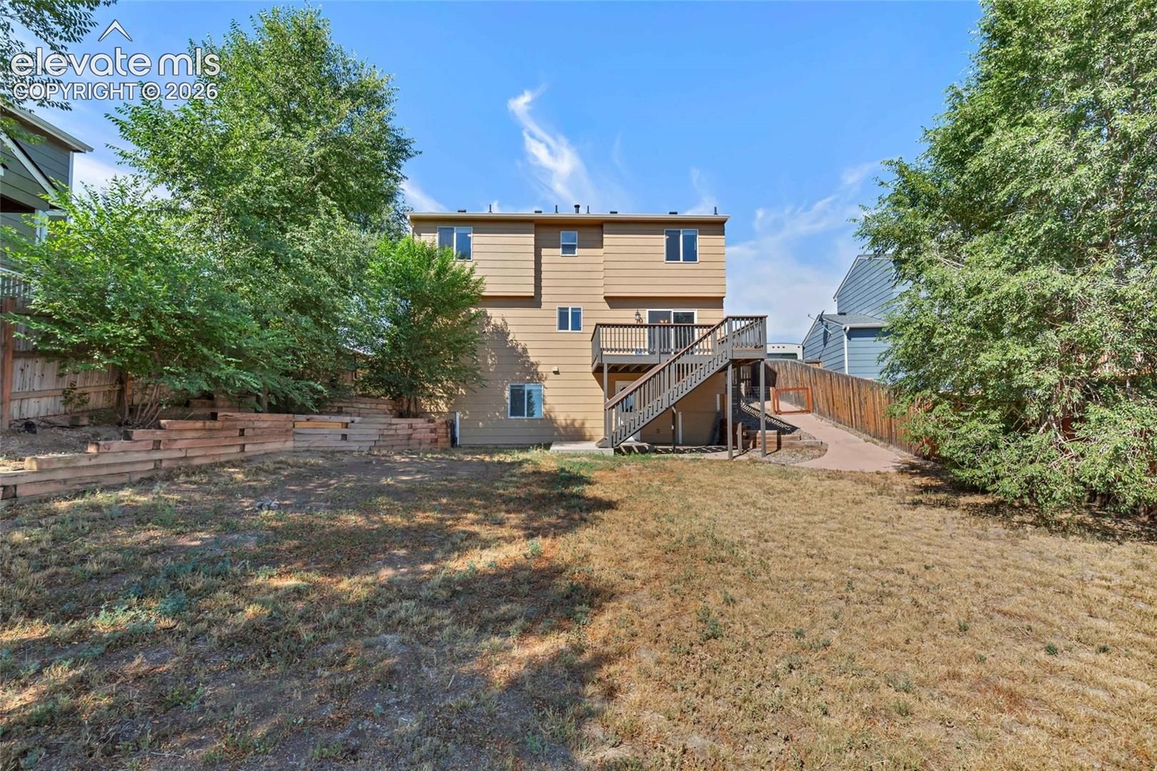 Listing photo 42 for 1204 White Stone Way