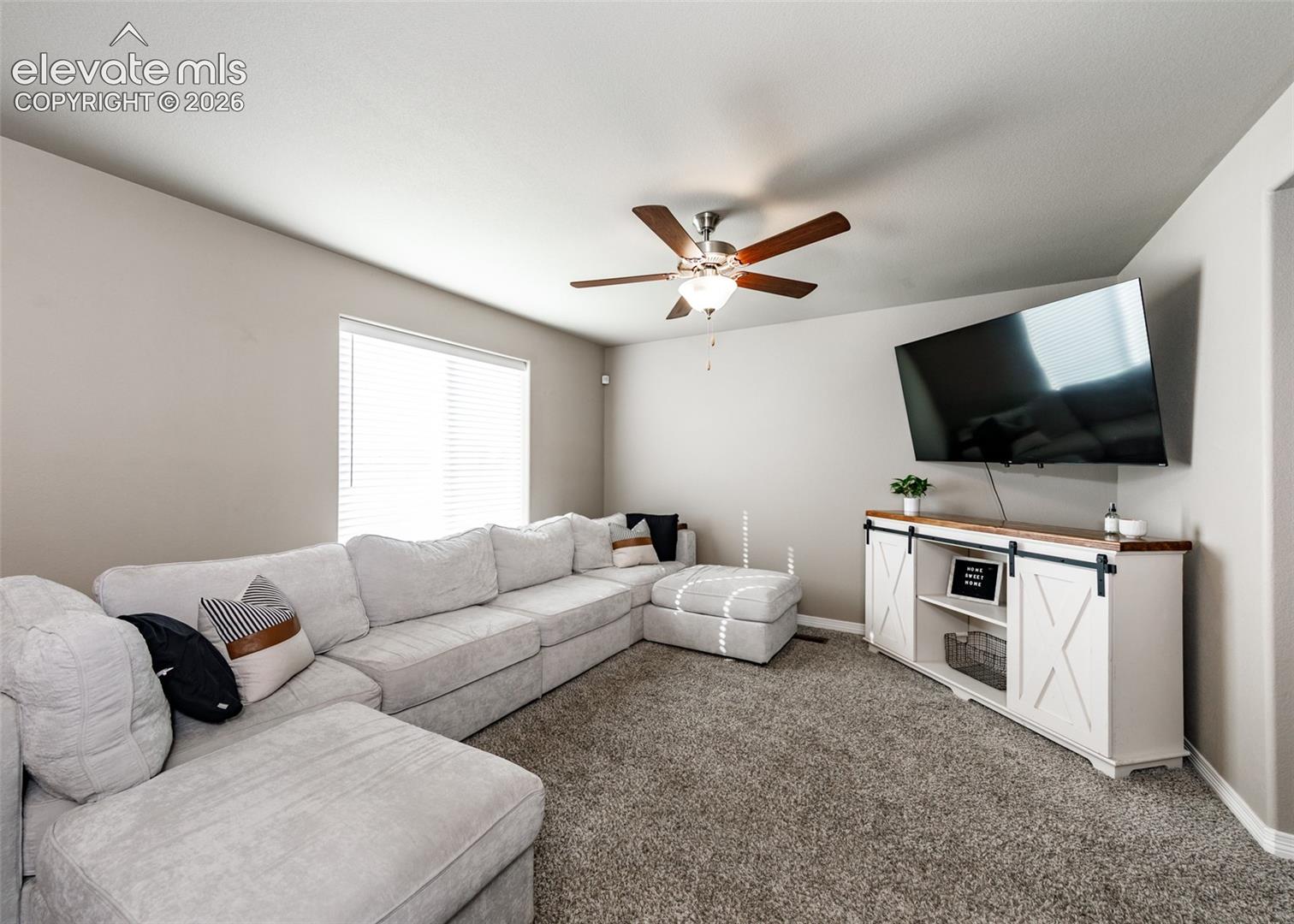 6977 Winnicut Drive, photo 12