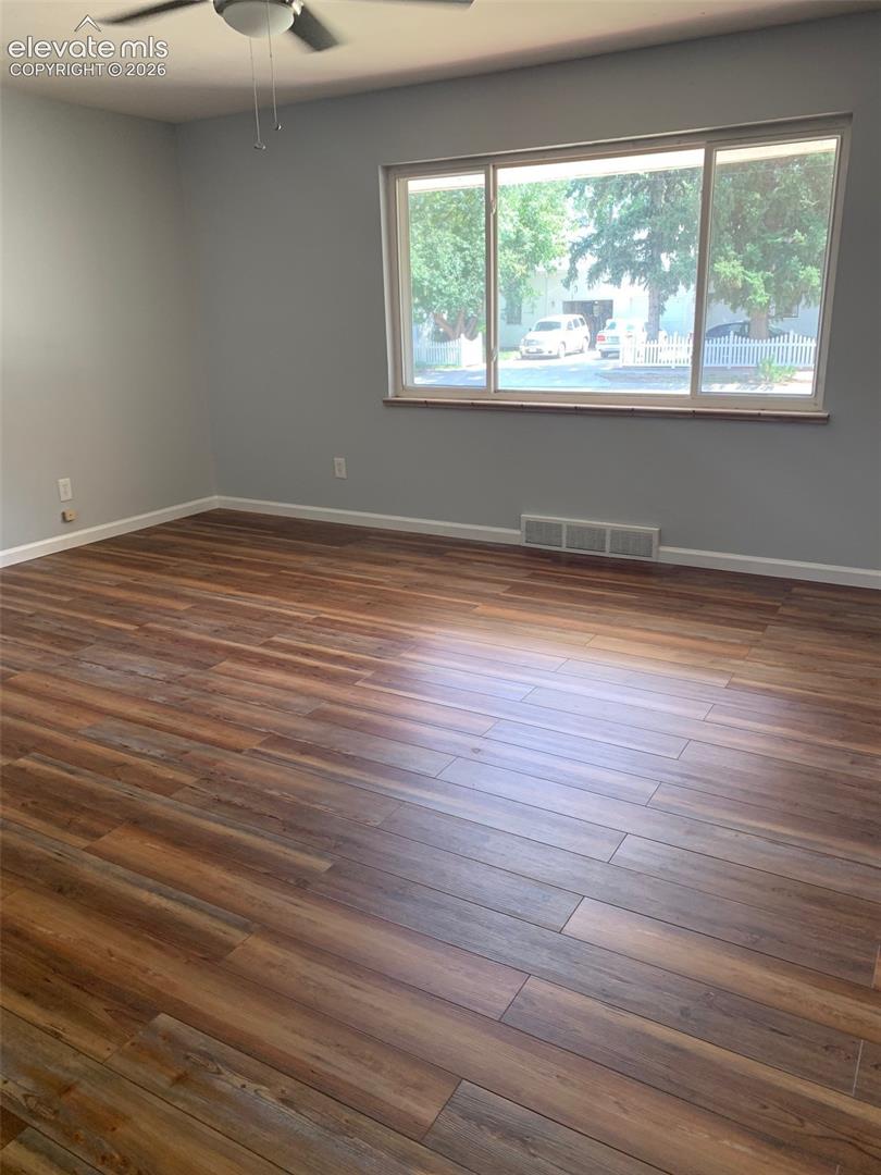 Listing photo 6 for 222 W Polk Street