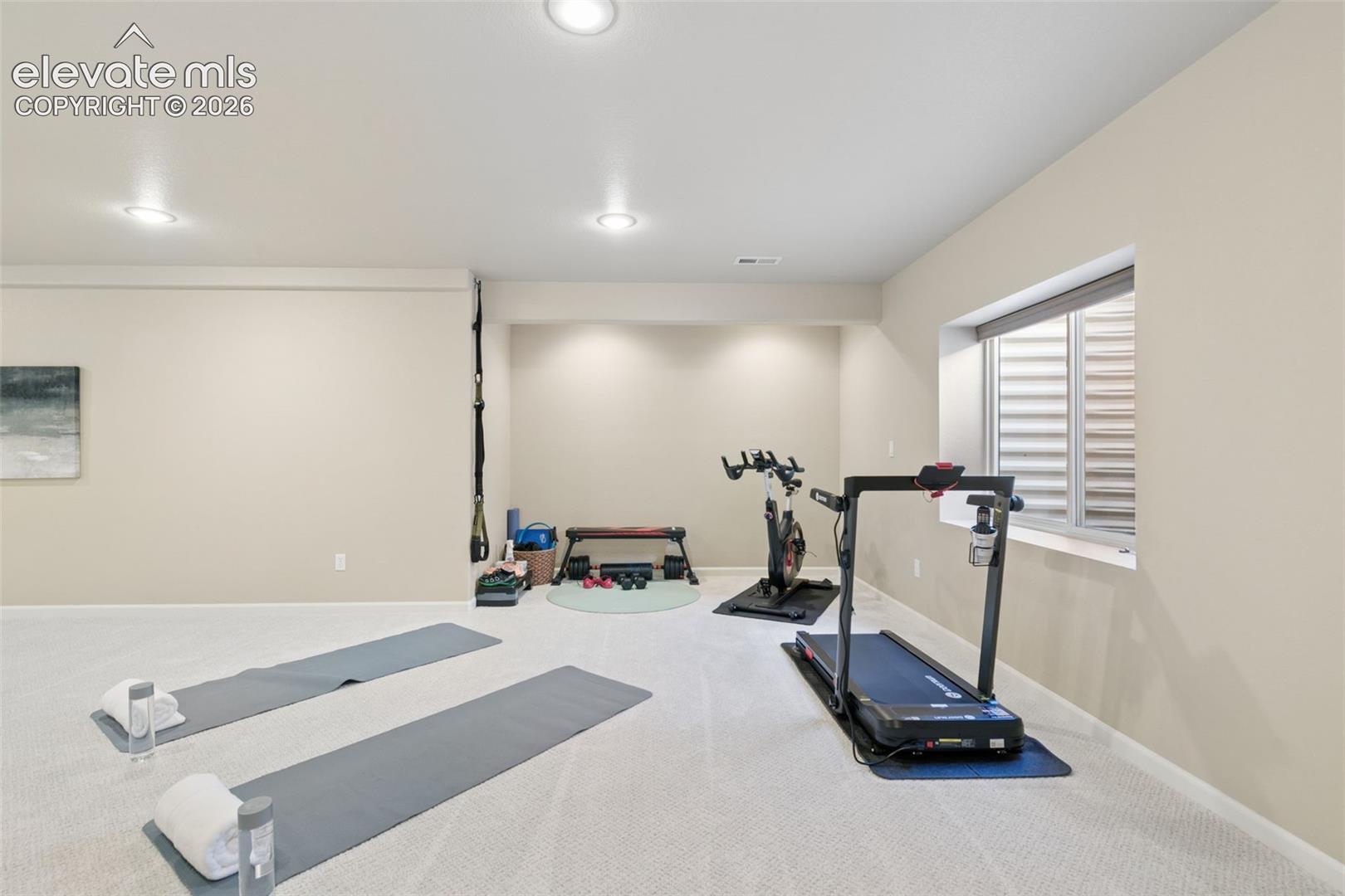 Listing photo 34 for 1420 Symphony Heights