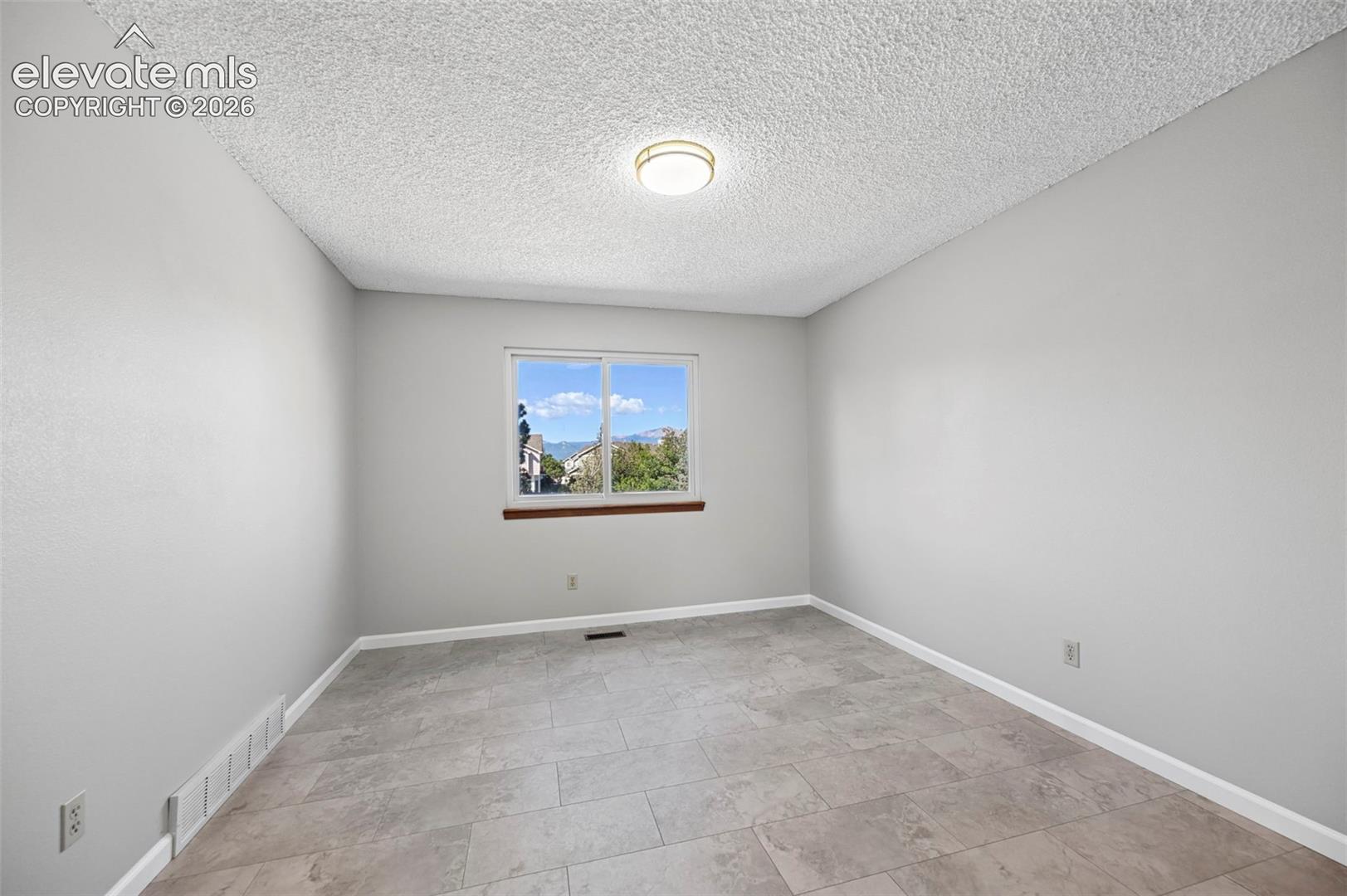 8630 Candleflower Circle, photo 10