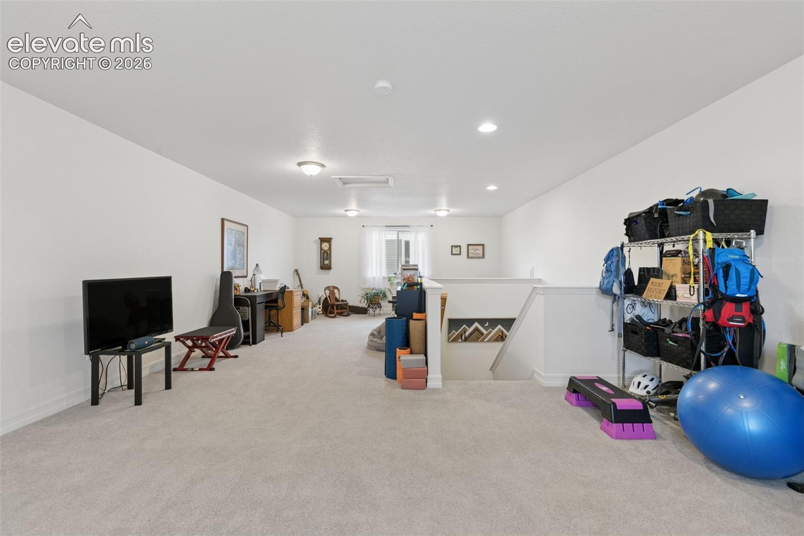 Listing photo 28 for 8948 Braemore Heights