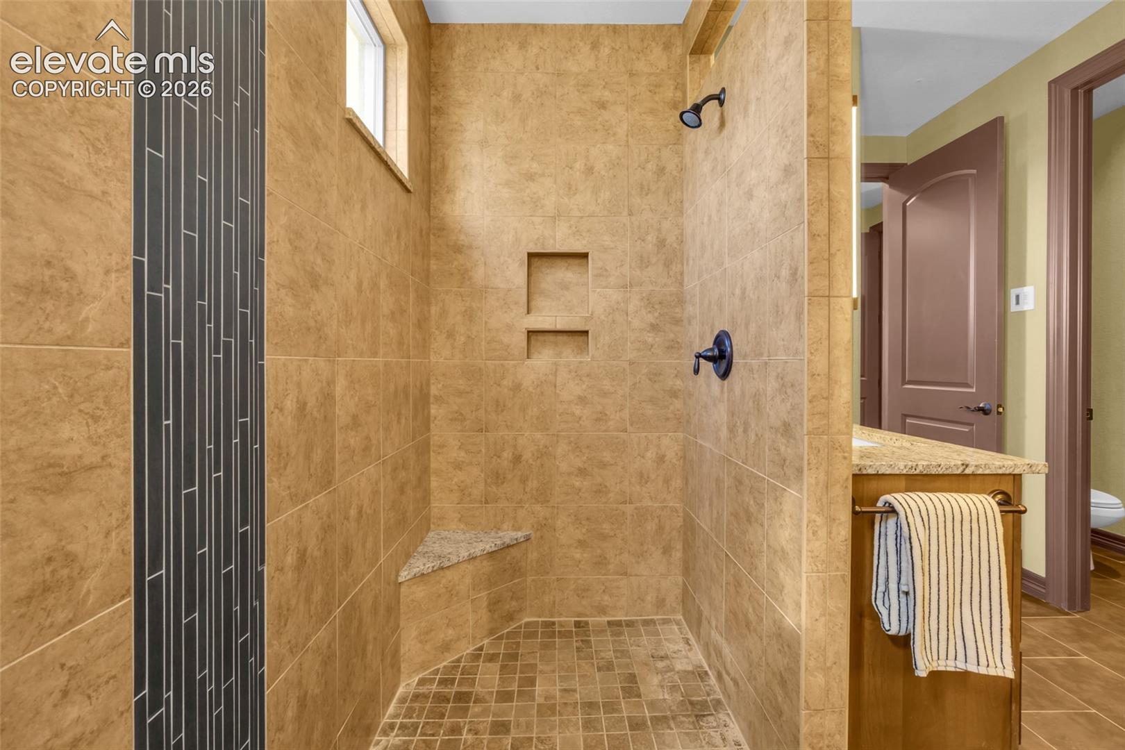 Listing photo 37 for 5671 Campina Way