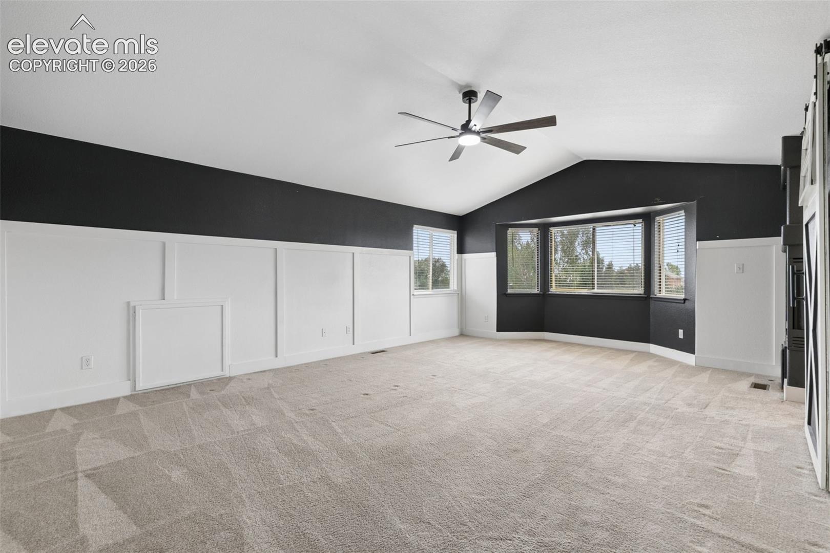 Listing photo 27 for 9197 Oakmont Road
