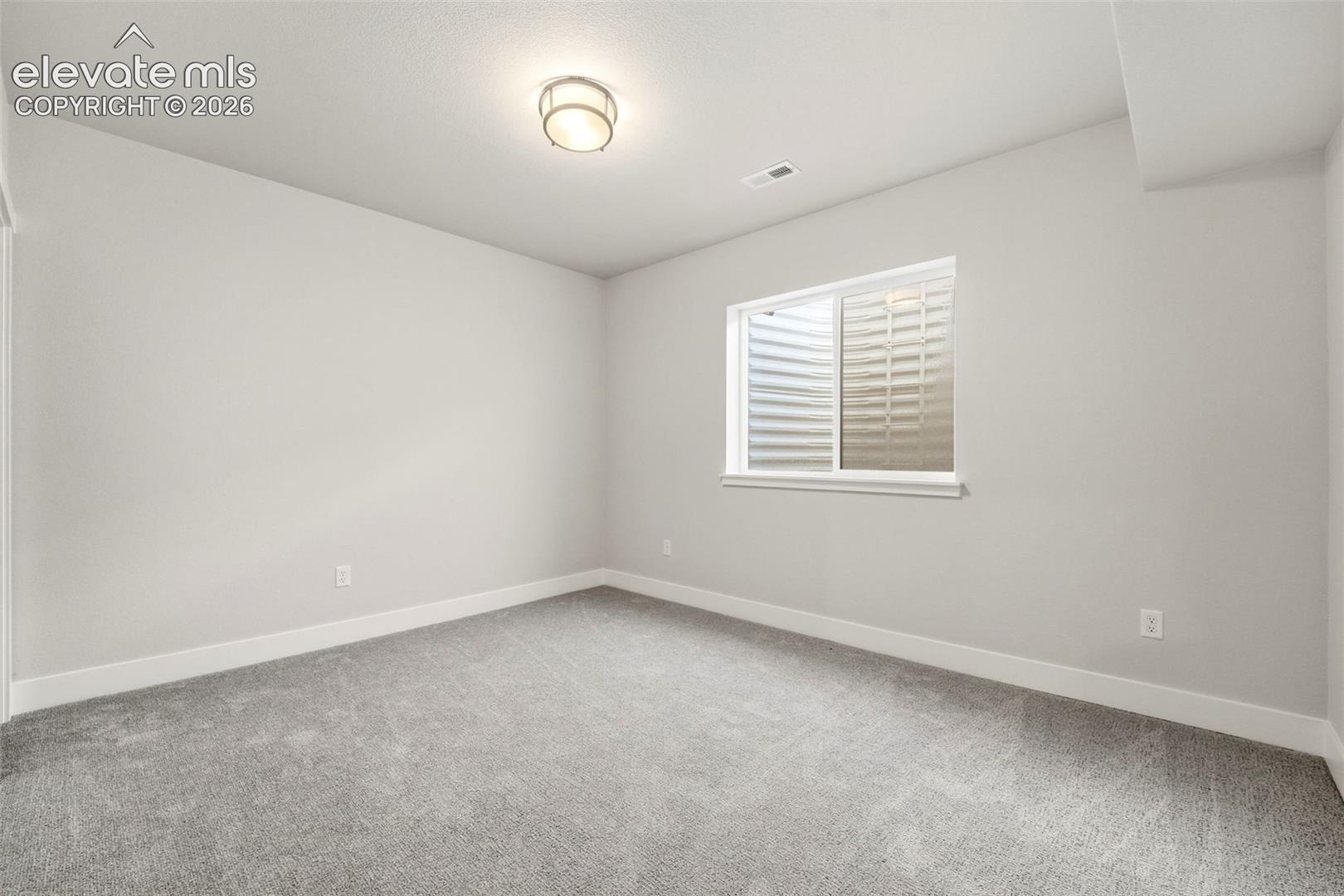 Listing photo 34 for 2453 Sangria Court