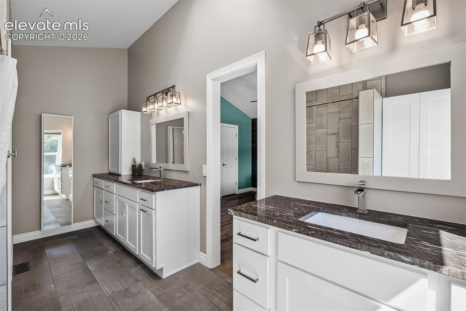 Listing photo 26 for 7810 Conifer Drive