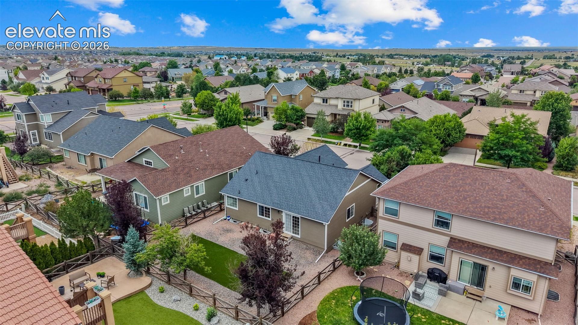 Listing photo 43 for 8068 Hollygrape Lane
