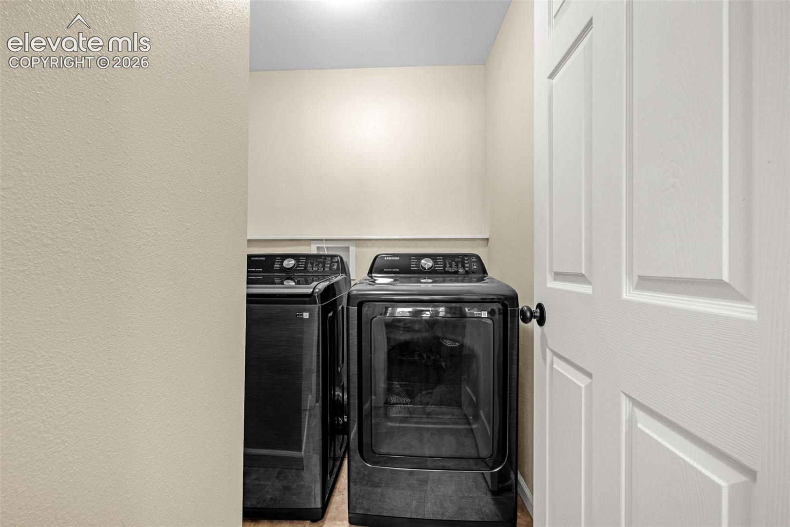 Listing photo 18 for 3023 2nd Avenue