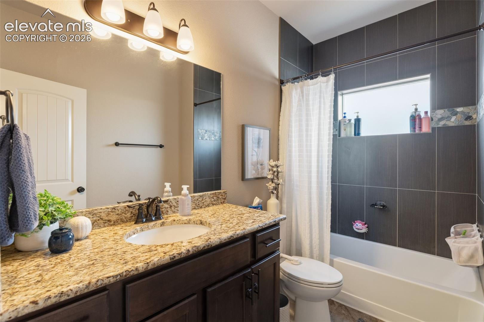 Listing photo 19 for 12792 Longview Park Lane