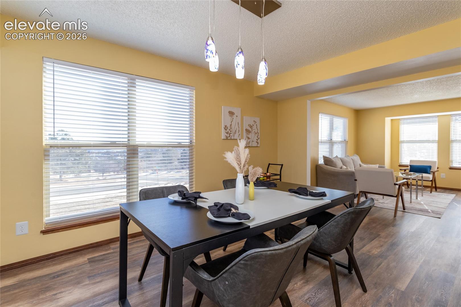 Listing photo 11 for 2690 Edenderry Drive